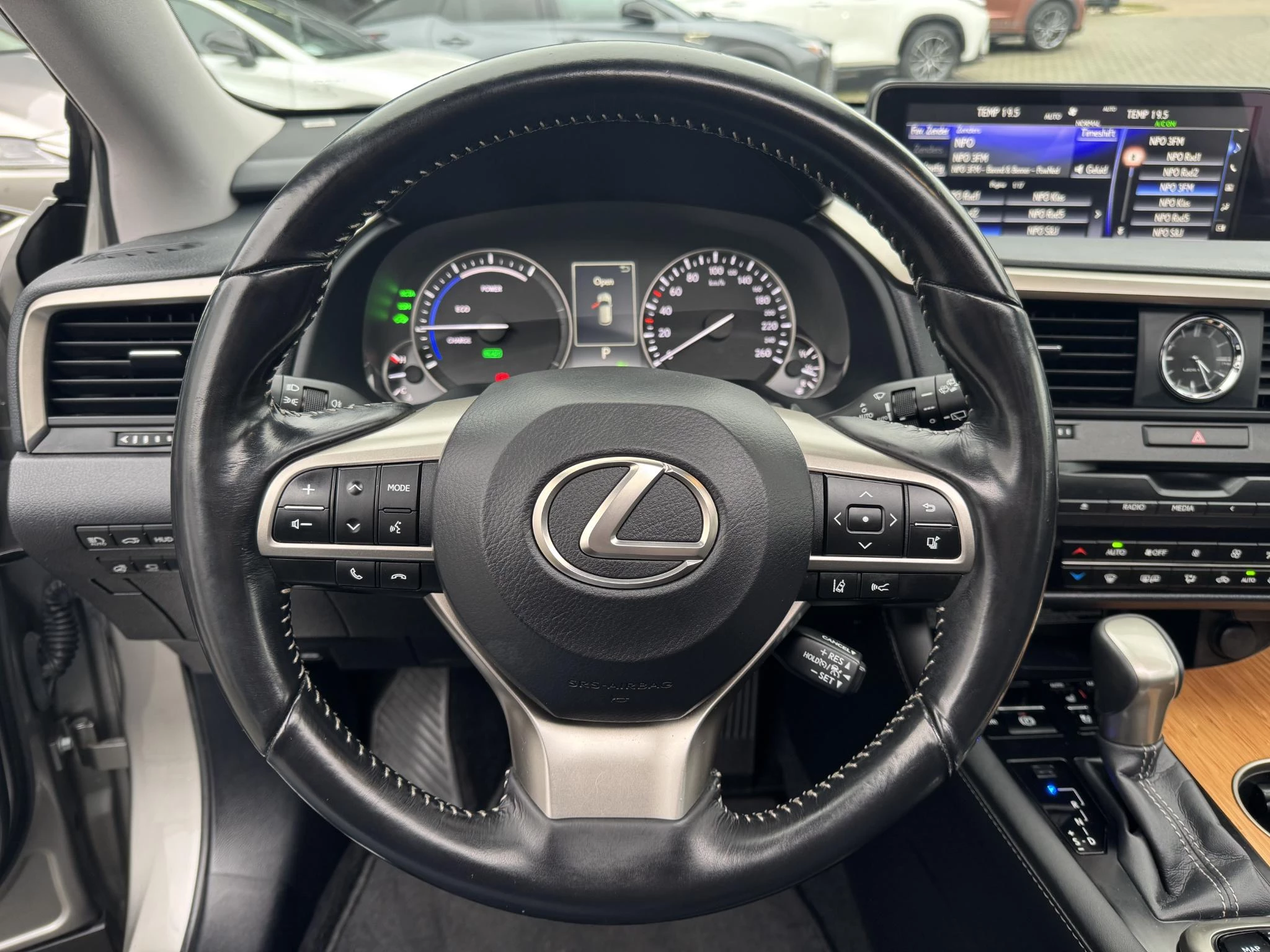 Hoofdafbeelding Lexus RX