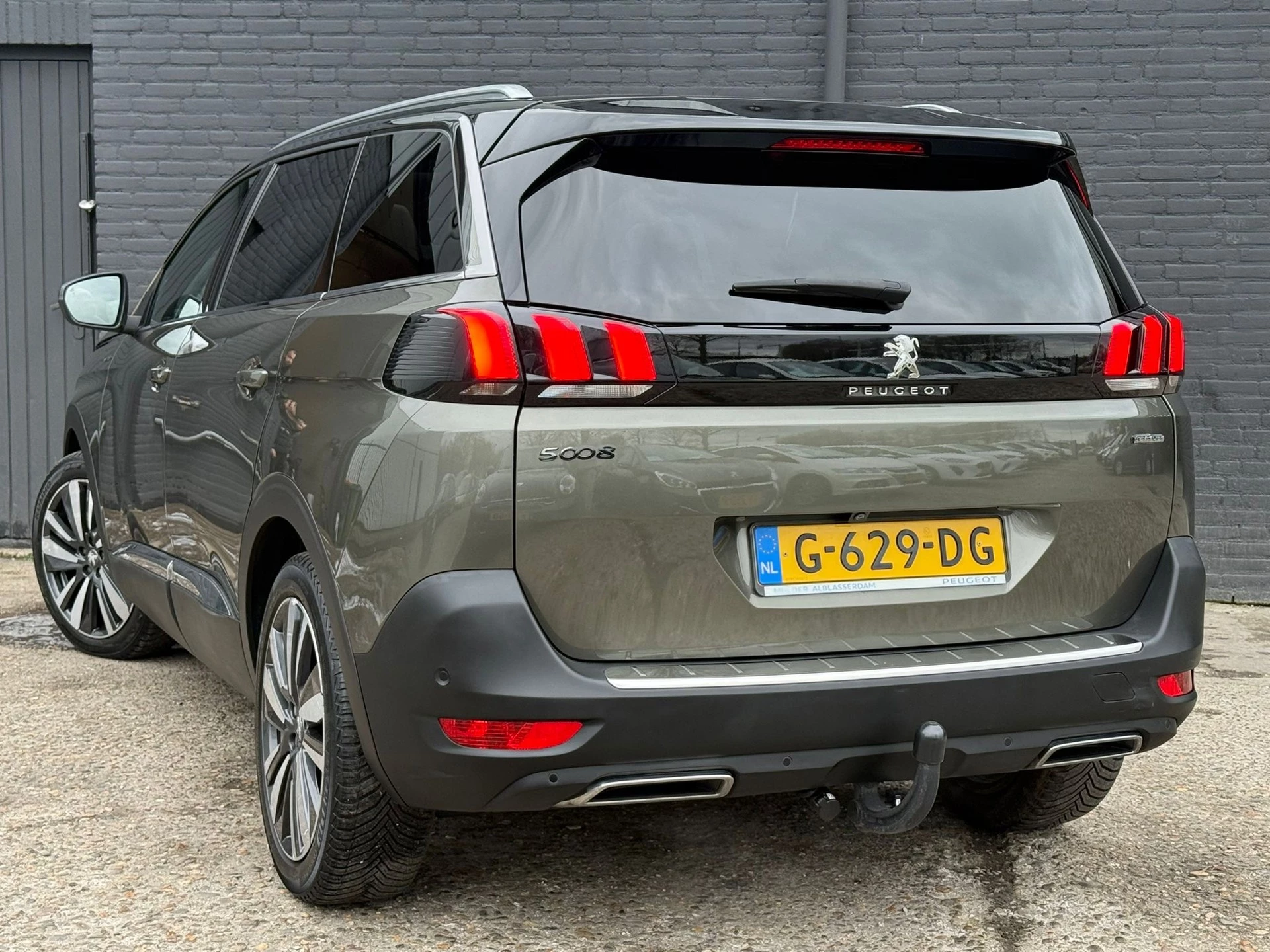 Hoofdafbeelding Peugeot 5008