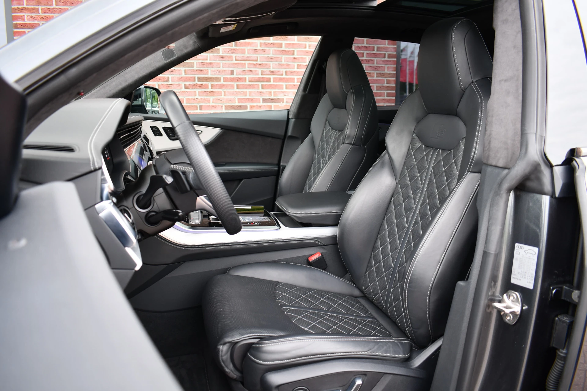 Hoofdafbeelding Audi Q8