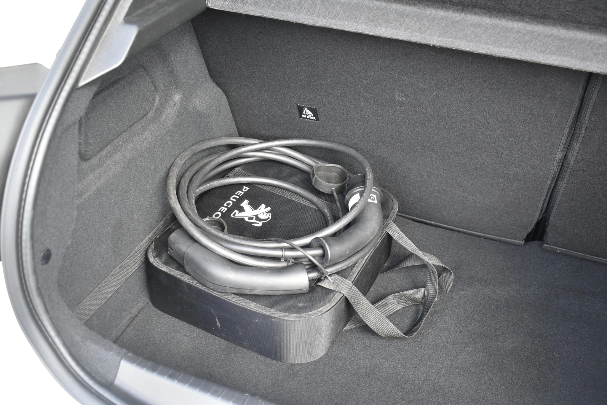 Hoofdafbeelding Peugeot e-208