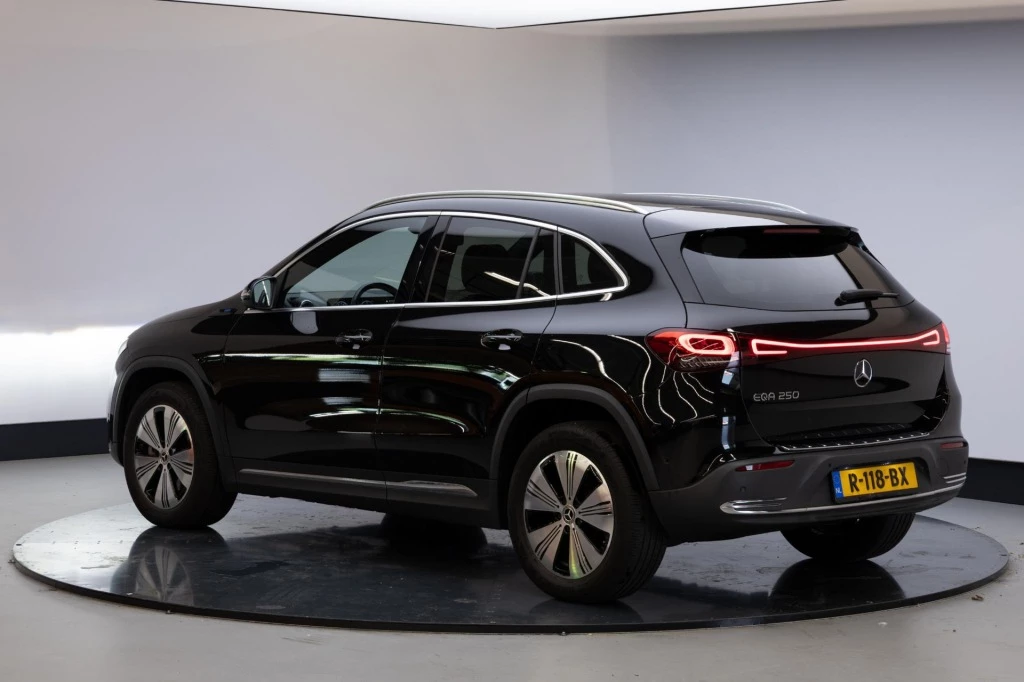Hoofdafbeelding Mercedes-Benz EQA