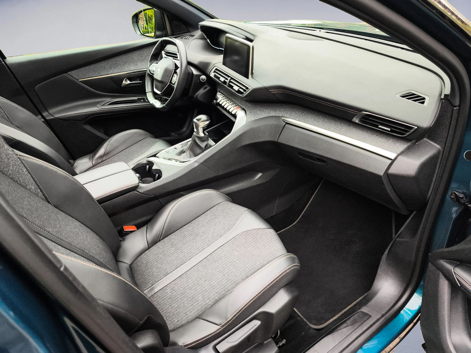 Hoofdafbeelding Peugeot 5008