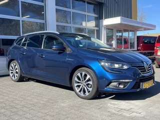 Renault Mégane Estate 1.3 TCe Bose Airco Cruise controle Trekhaak Parkeersensoren voor en achter Achteruitrij camera Telefoonverbinding Stuurwielbediening 5-Persoons Navigatiesysteem