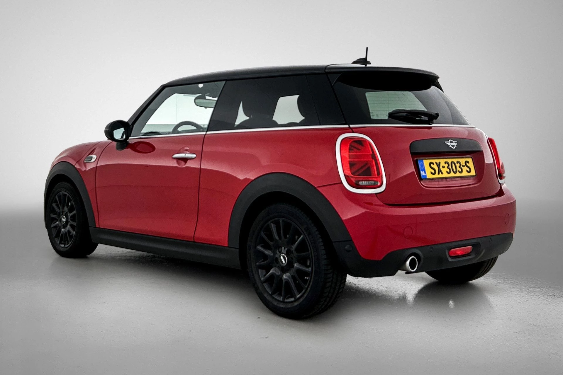 Hoofdafbeelding MINI One