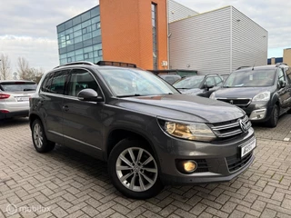 Volkswagen Tiguan Highline 2.0 TDI | Lage km | Pano | Trekhaak