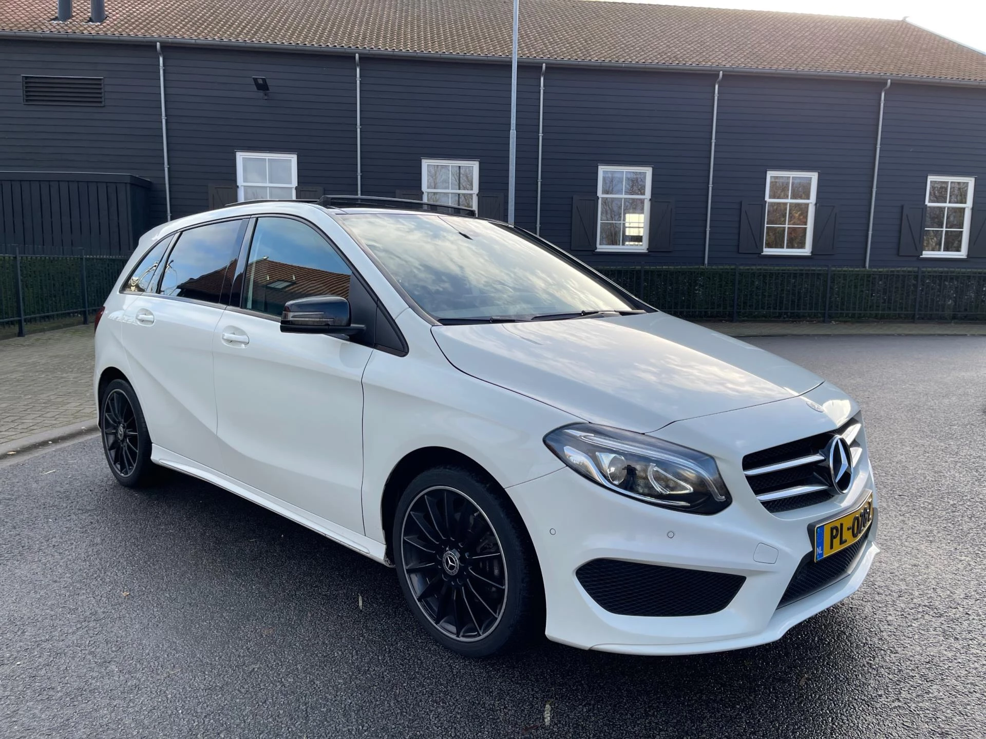 Hoofdafbeelding Mercedes-Benz B-Klasse