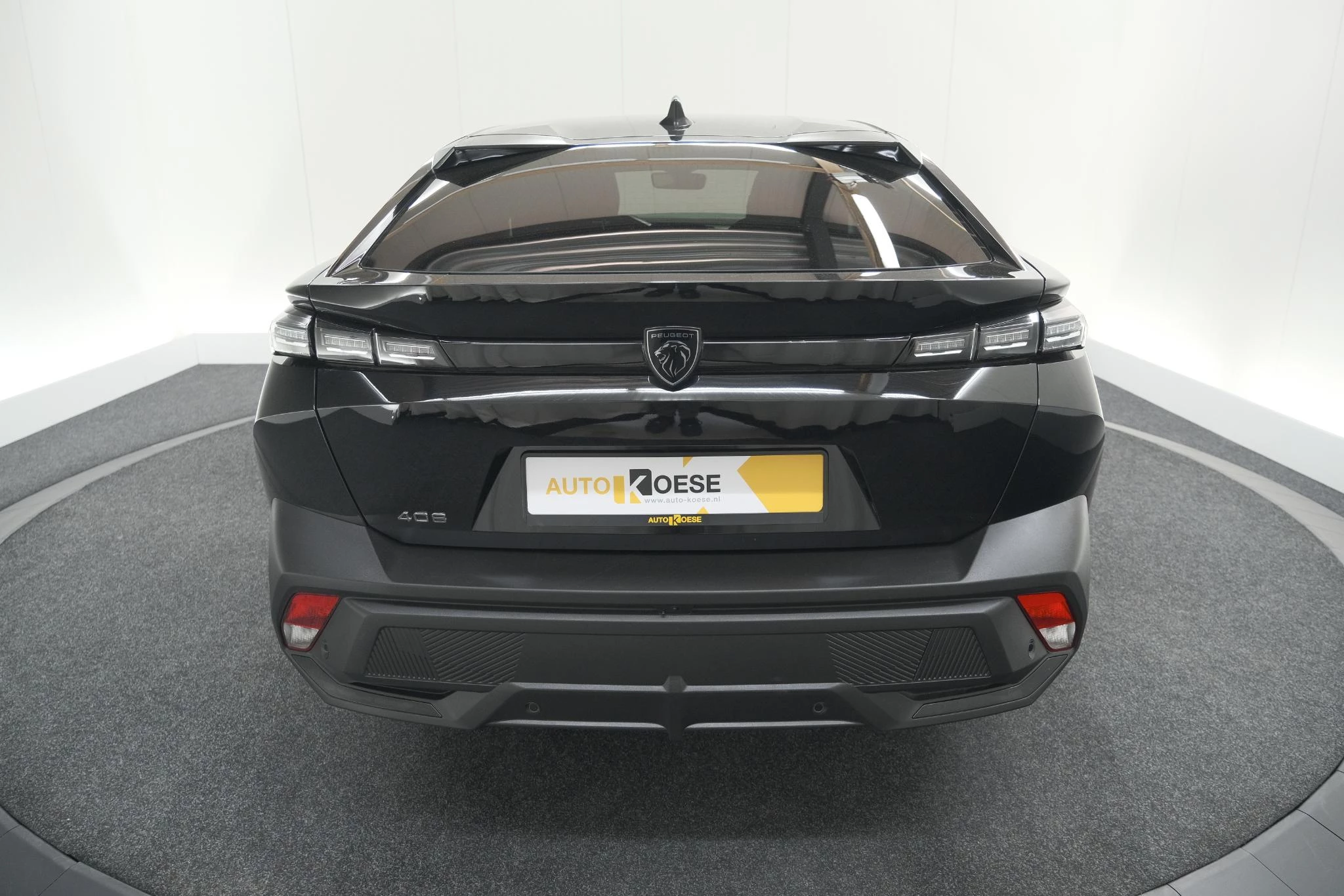 Hoofdafbeelding Peugeot 408