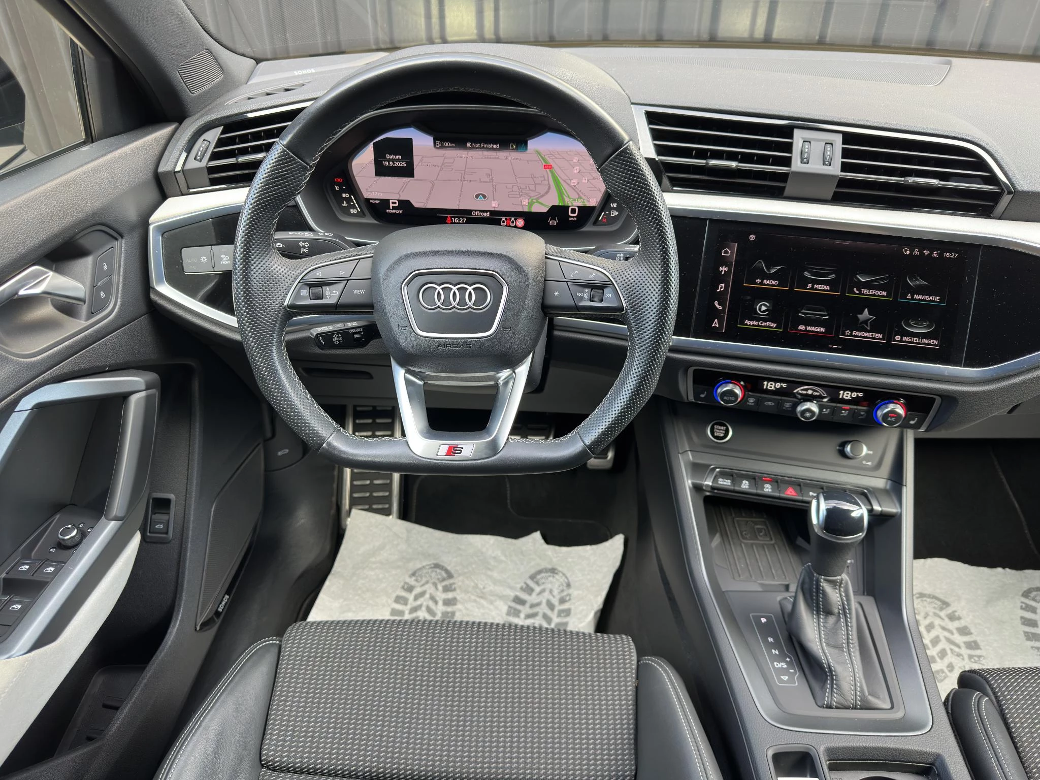 Hoofdafbeelding Audi Q3