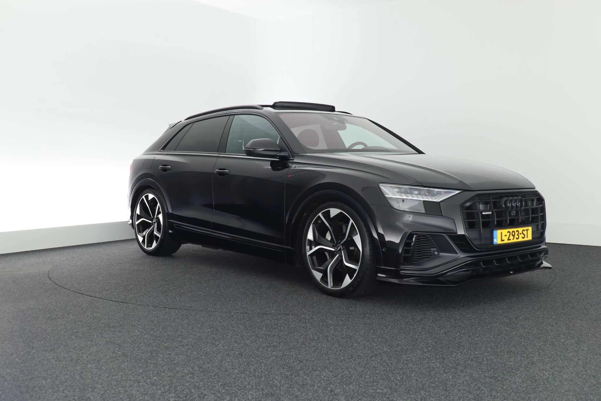Hoofdafbeelding Audi Q8