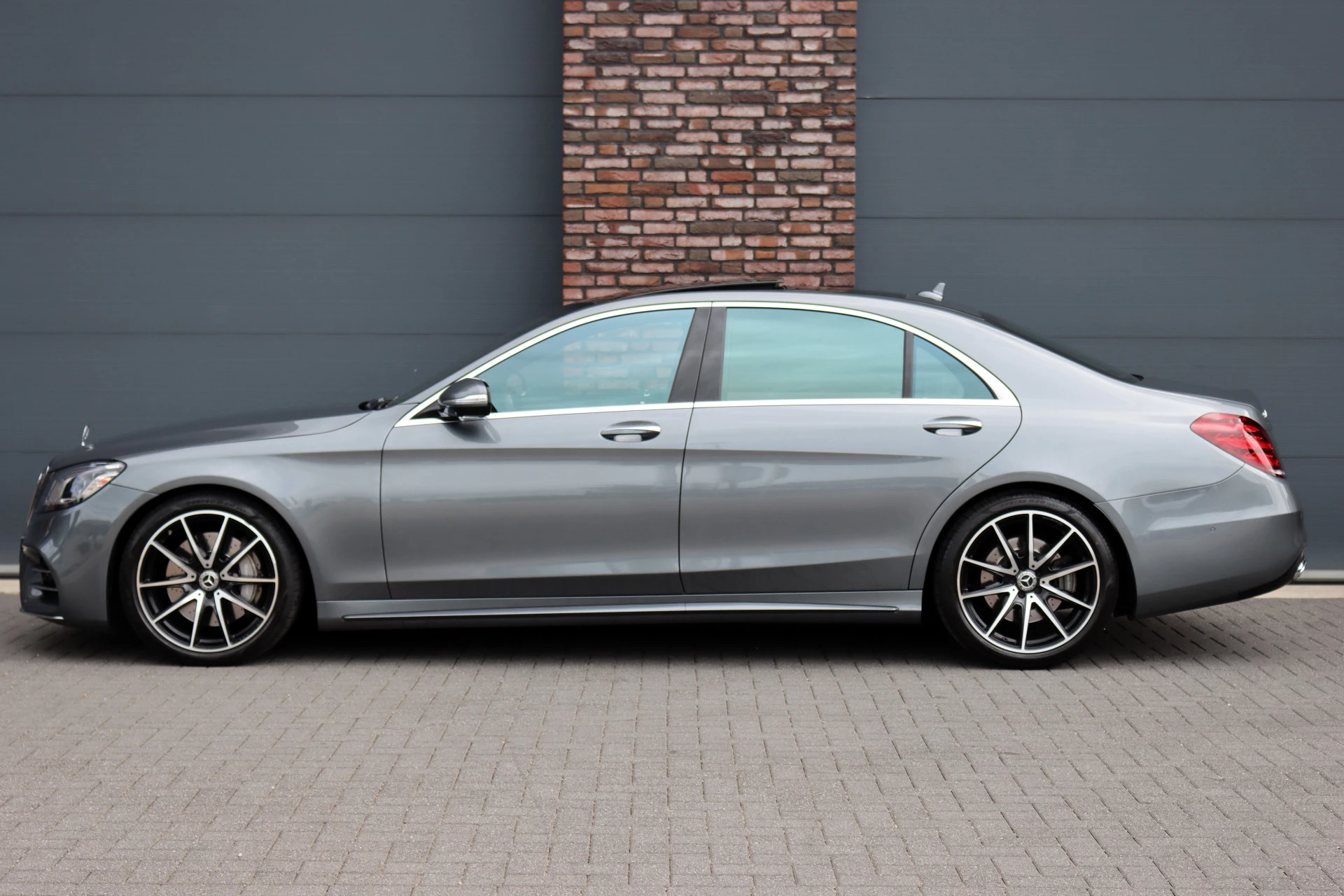 Hoofdafbeelding Mercedes-Benz S-Klasse