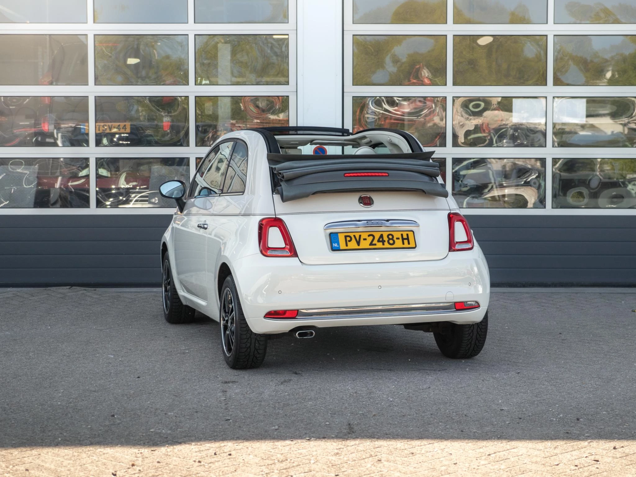 Hoofdafbeelding Fiat 500C