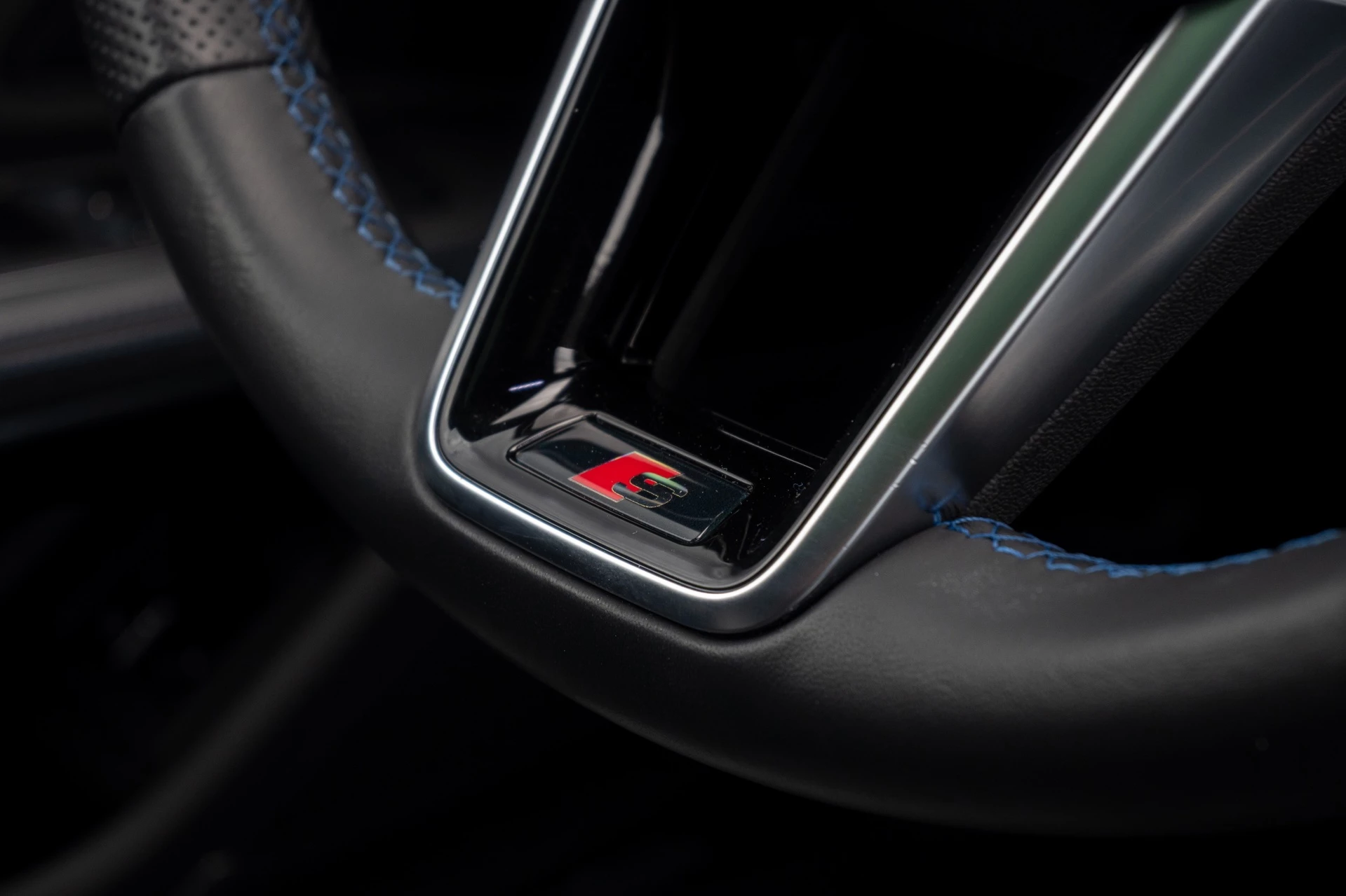 Hoofdafbeelding Audi A8