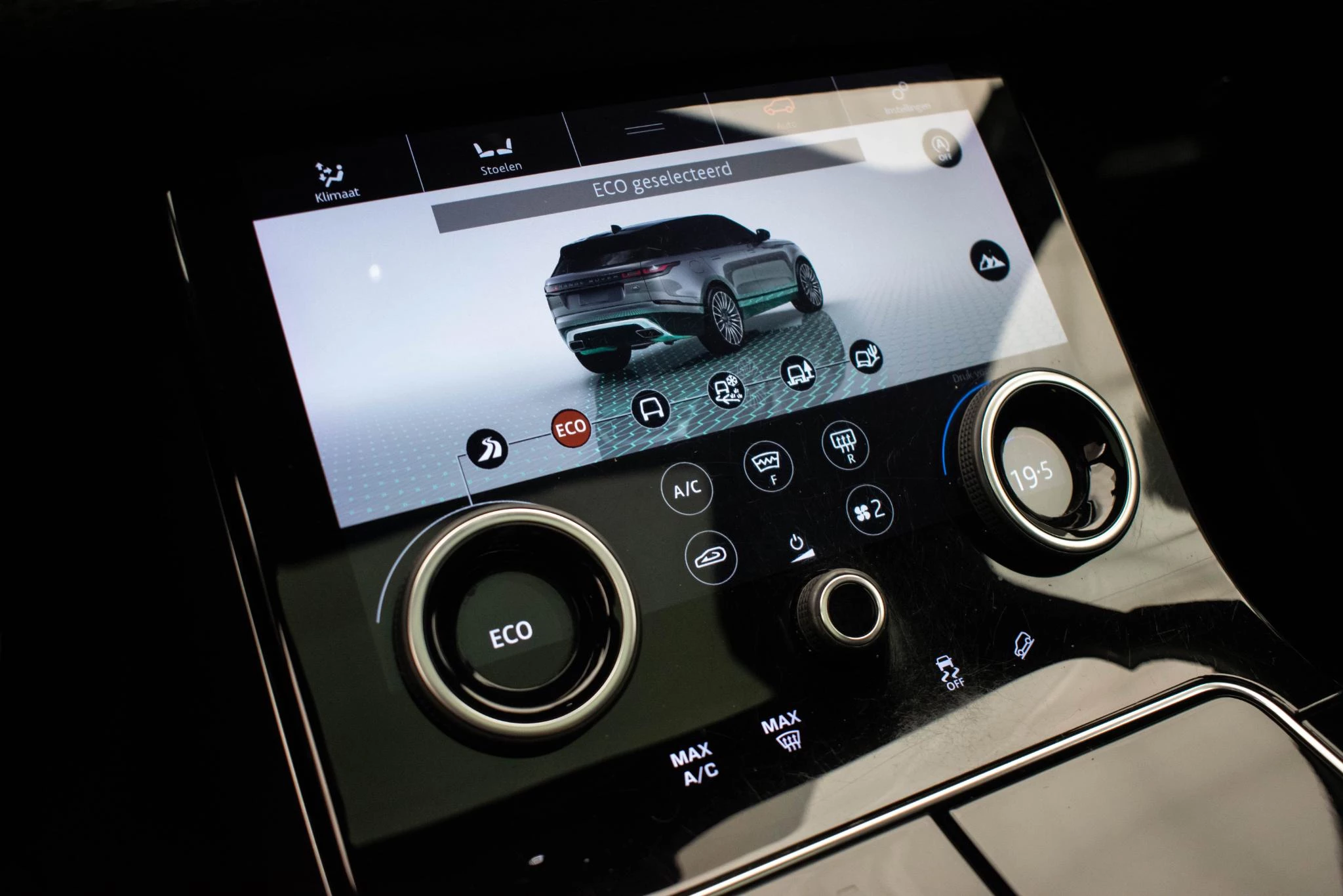 Hoofdafbeelding Land Rover Range Rover Velar