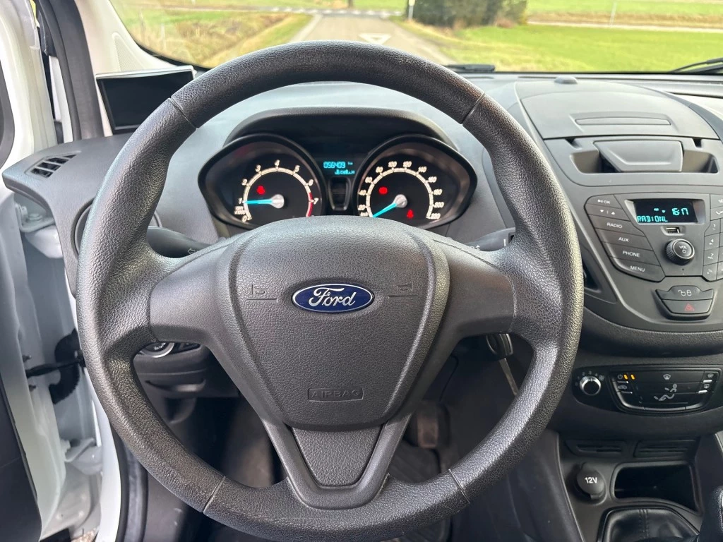 Hoofdafbeelding Ford Transit Courier