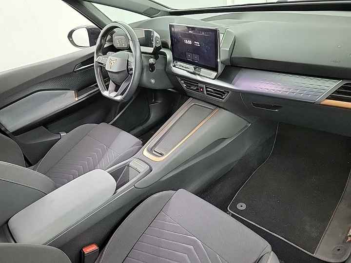 Hoofdafbeelding CUPRA Born