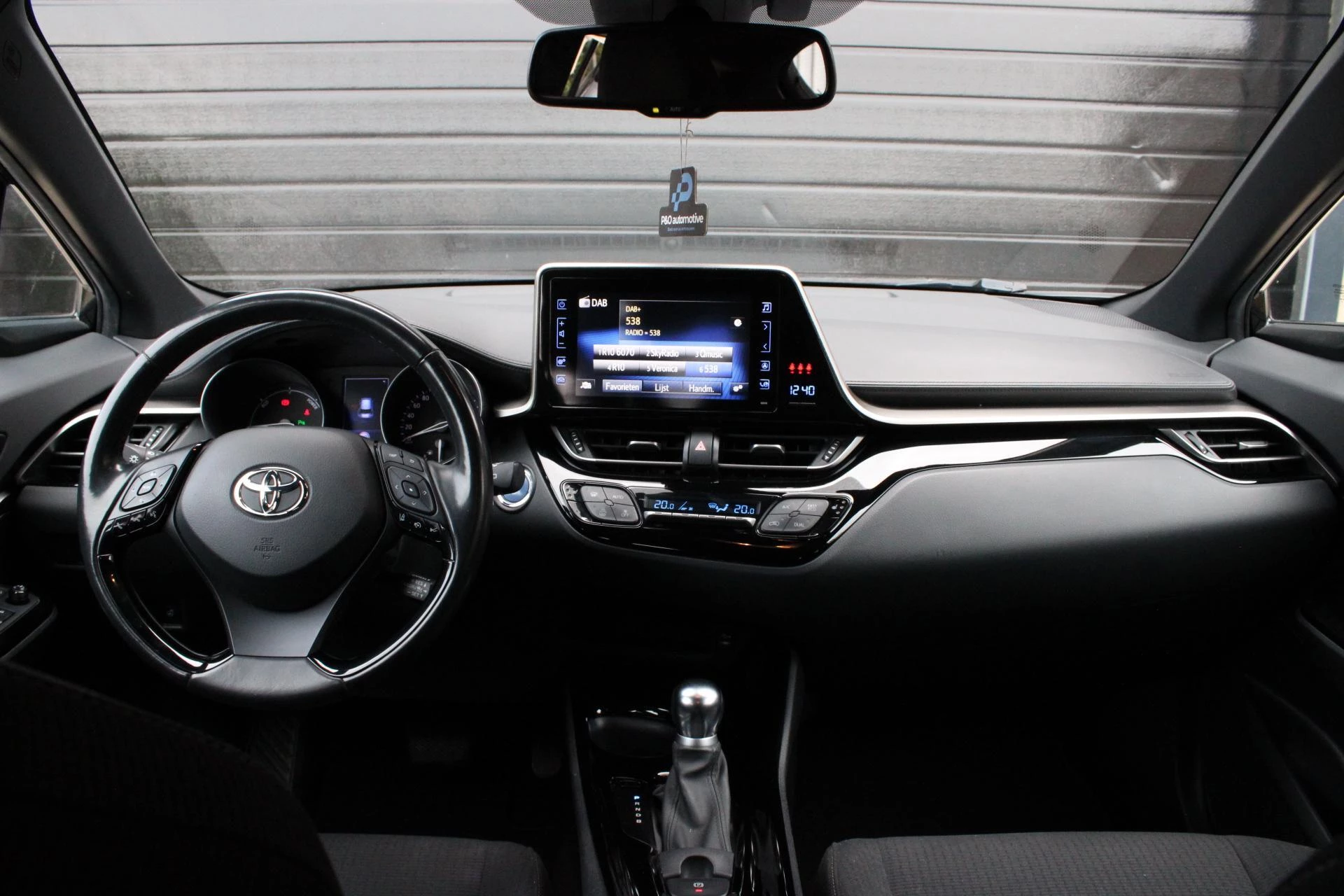 Hoofdafbeelding Toyota C-HR