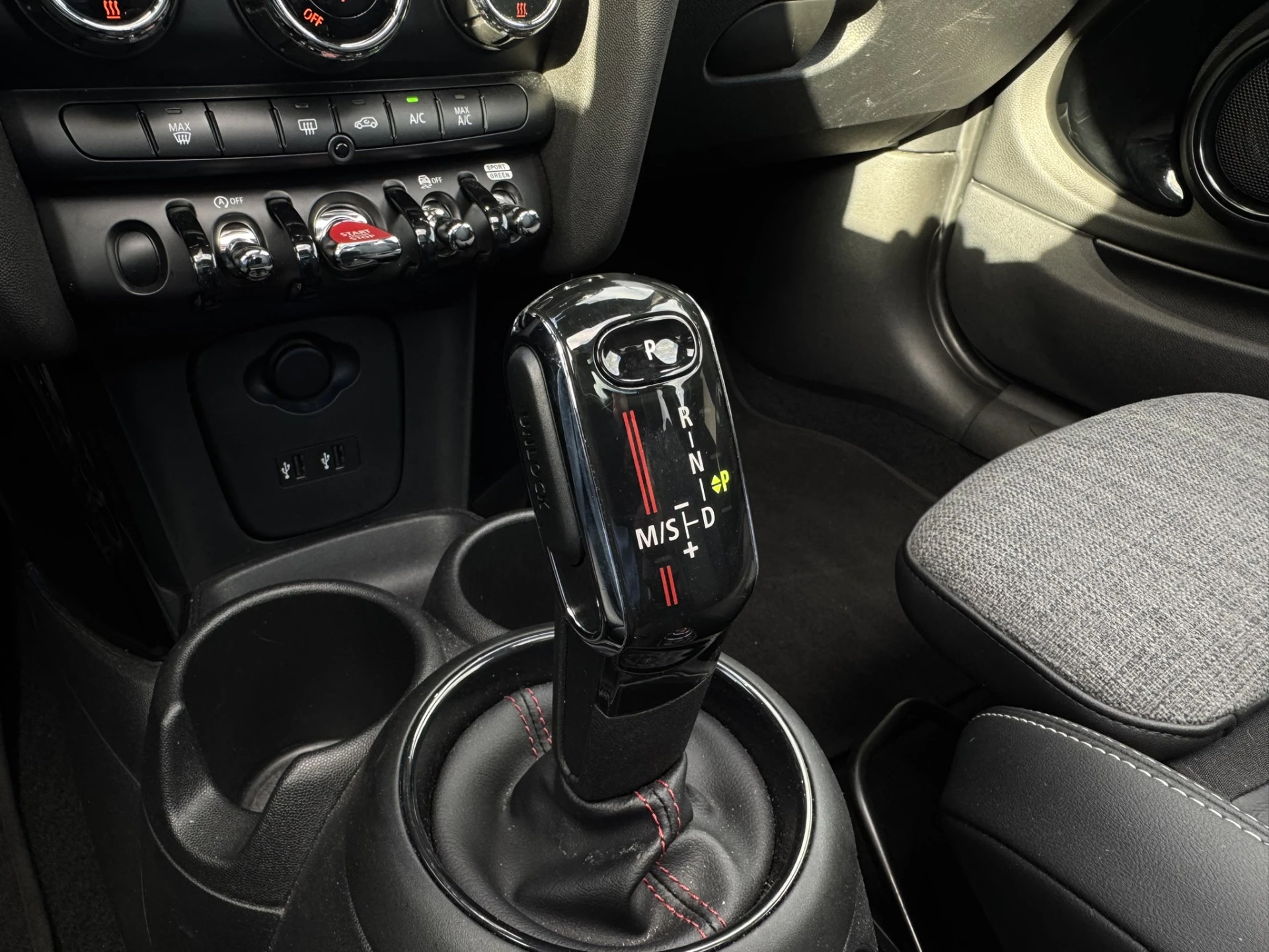 Hoofdafbeelding MINI Cooper S