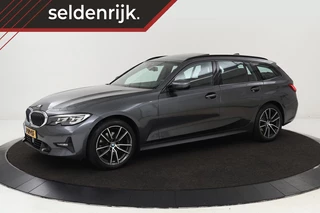 BMW 3-serie 320i Executive | Panoramadak | Adaptive cruise |  Camera | Sportstoelen | Full LED | Carplay | Sfeerverlichting | Sport Line