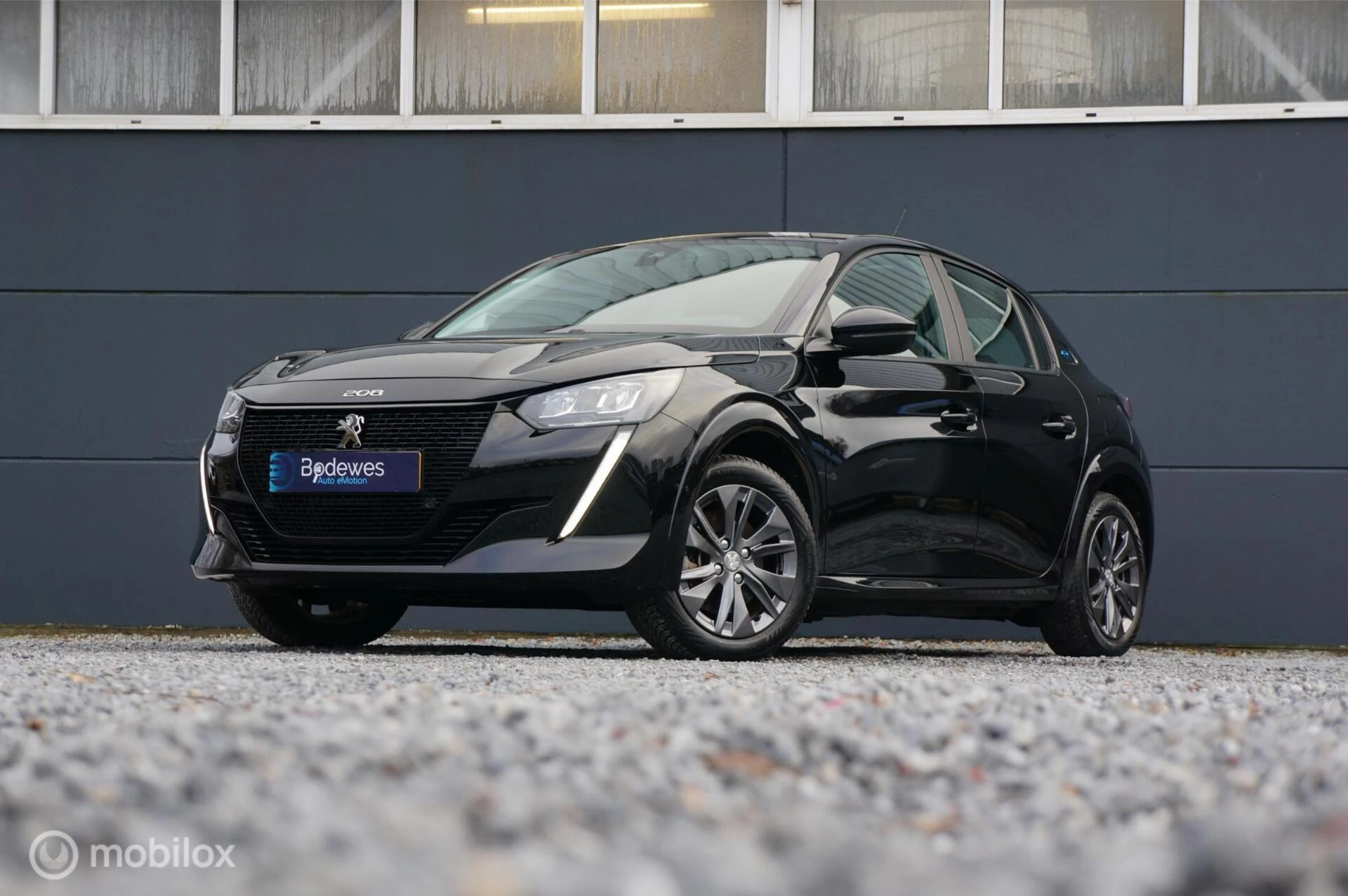 Hoofdafbeelding Peugeot e-208