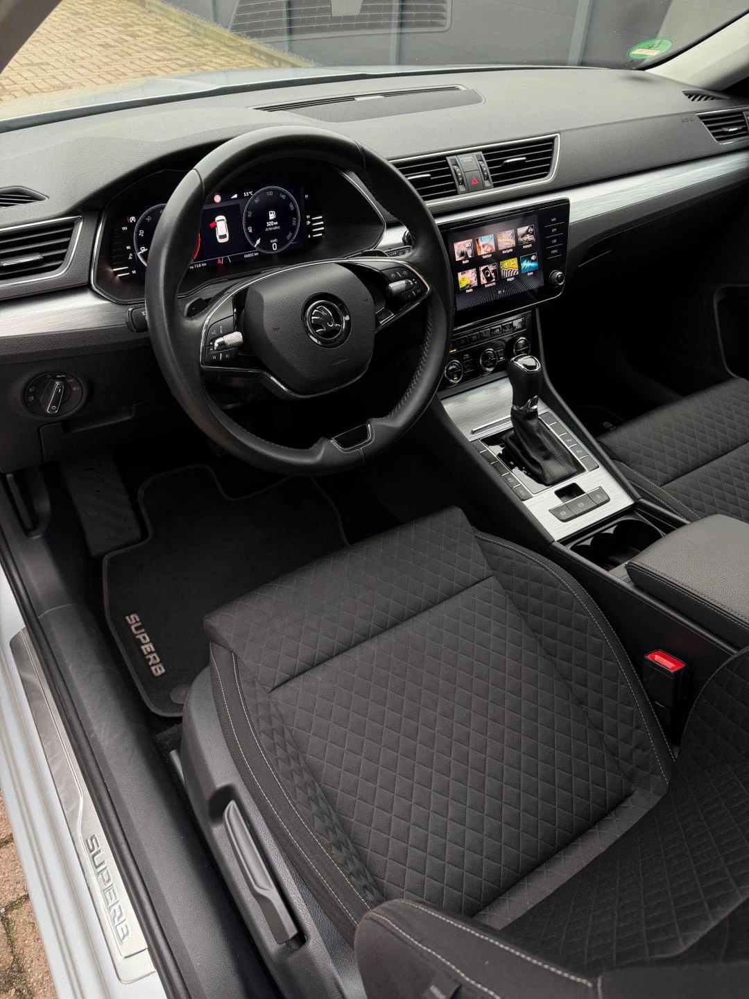 Hoofdafbeelding Škoda Superb