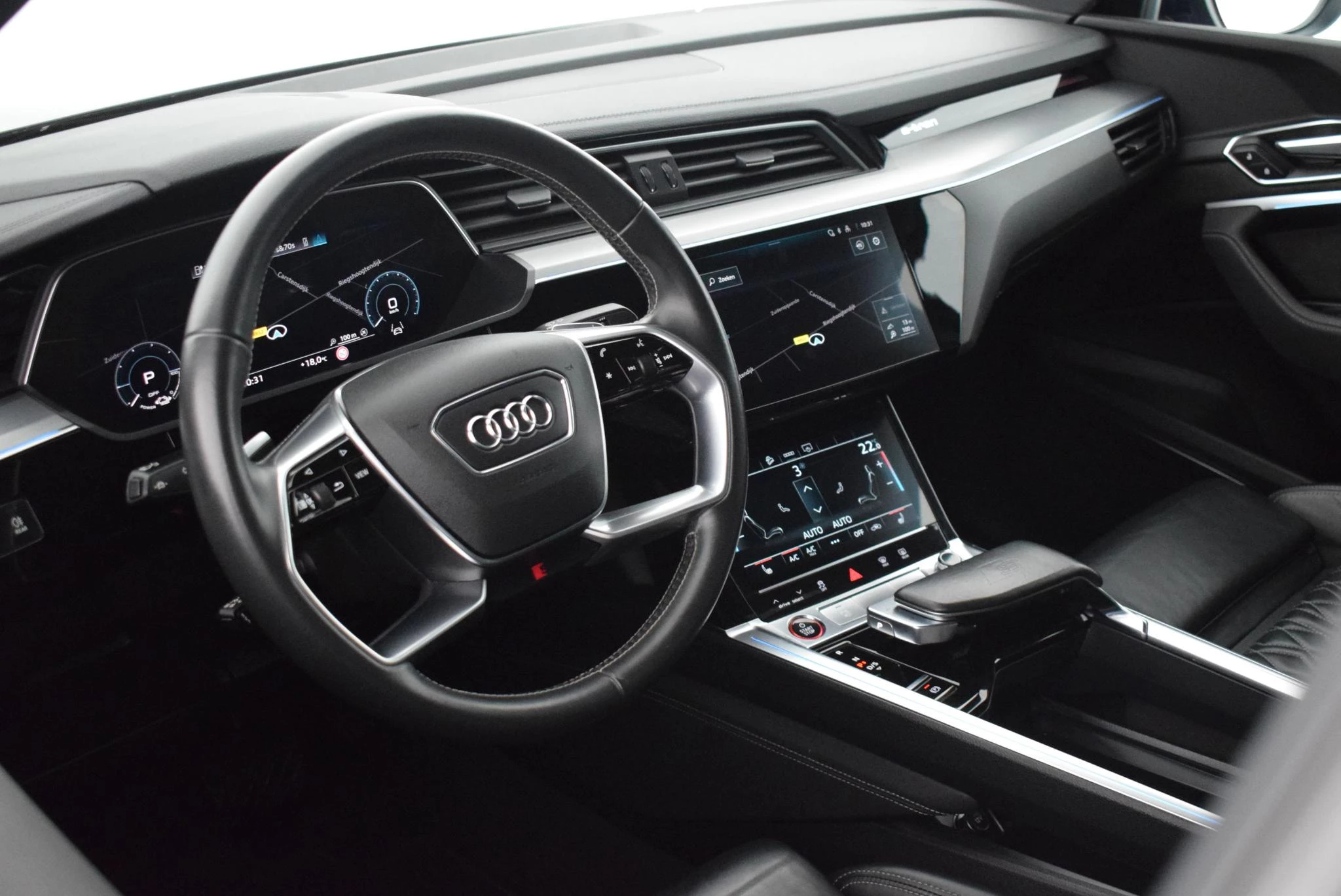 Hoofdafbeelding Audi e-tron