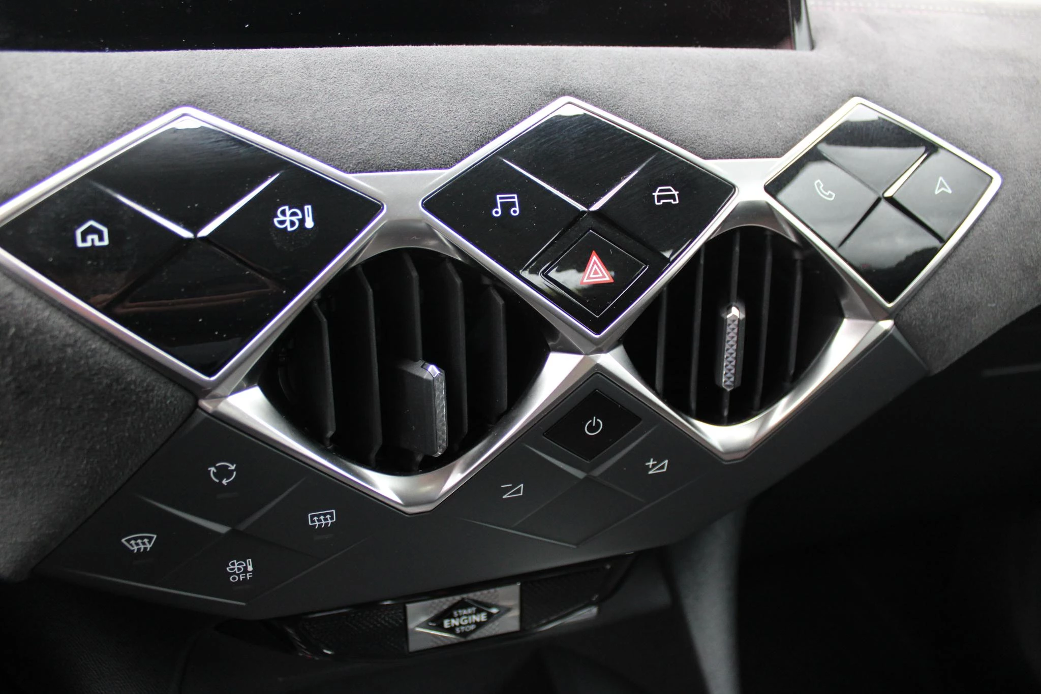 Hoofdafbeelding DS DS 3