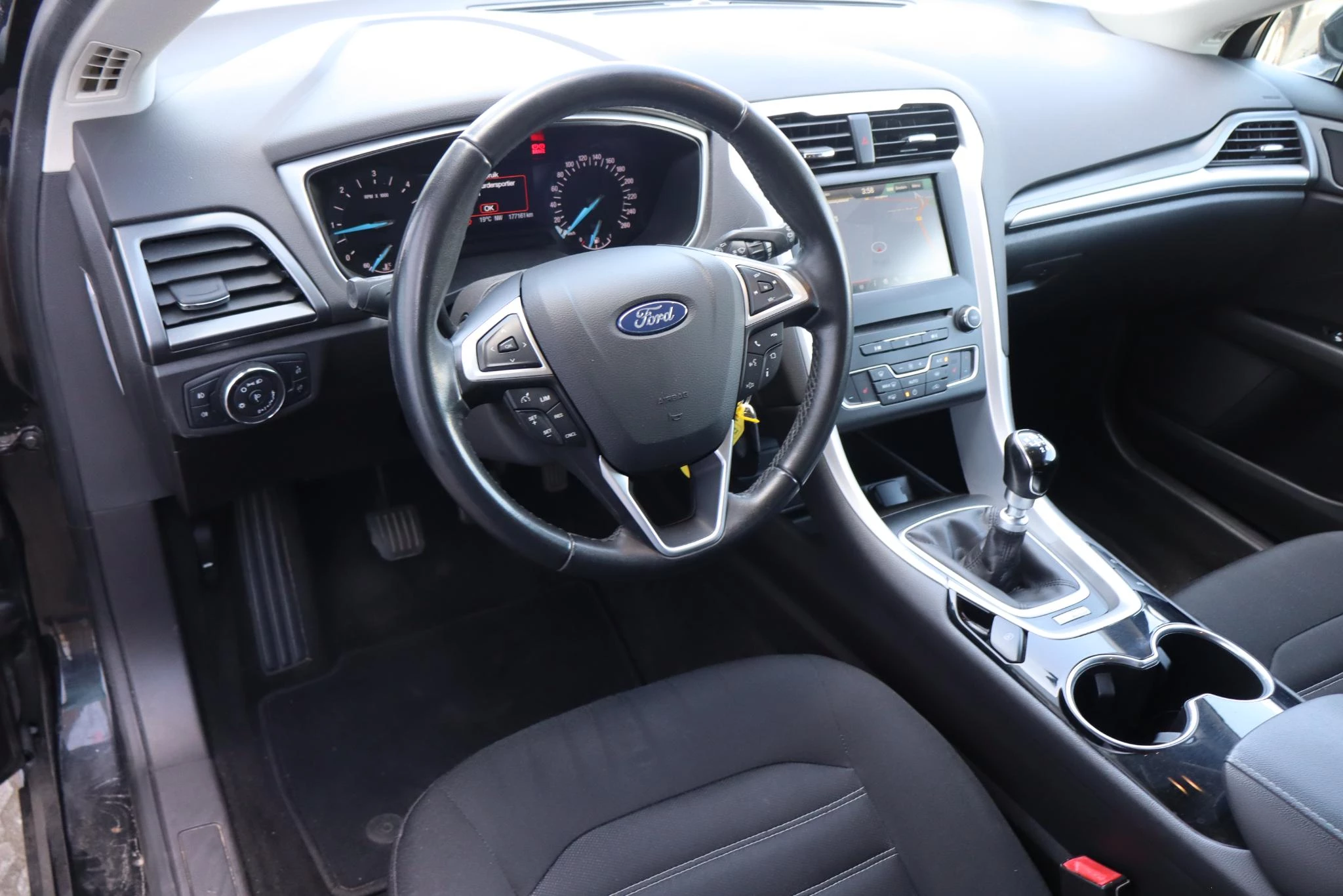 Hoofdafbeelding Ford Mondeo