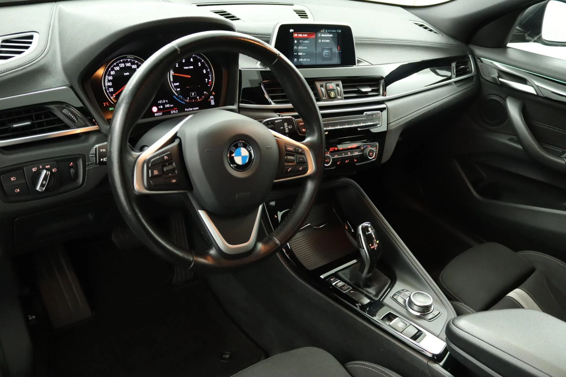 Hoofdafbeelding BMW X2