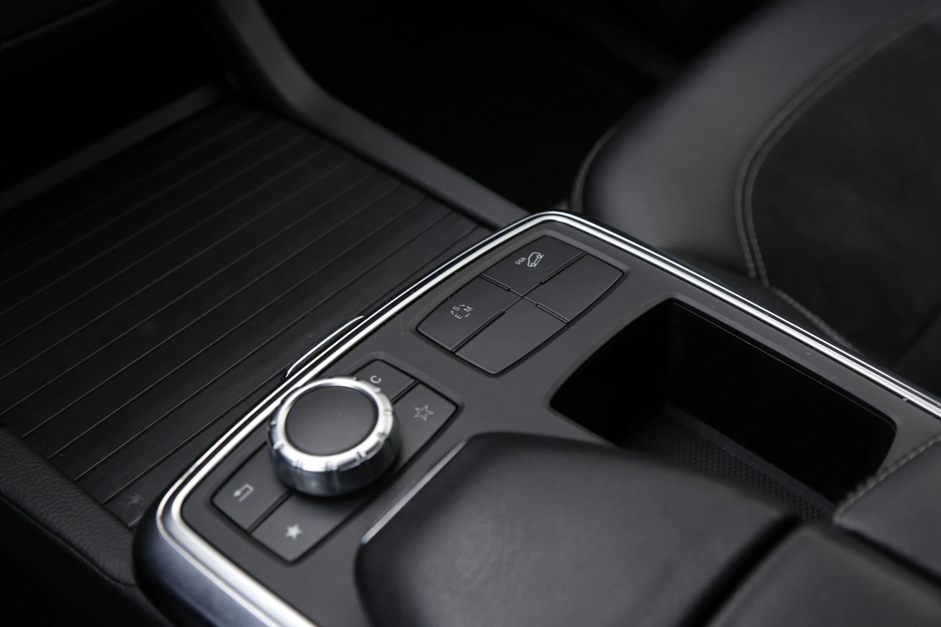 Hoofdafbeelding Mercedes-Benz M-Klasse