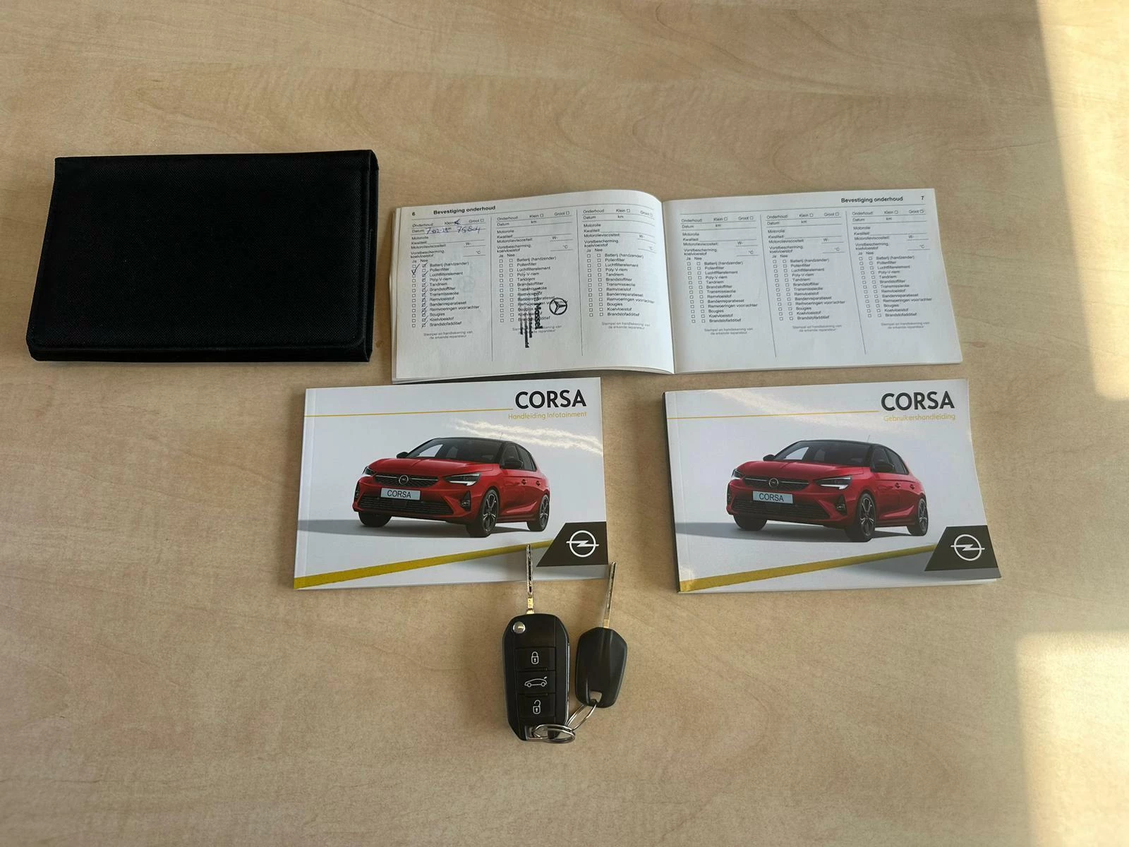Hoofdafbeelding Opel Corsa