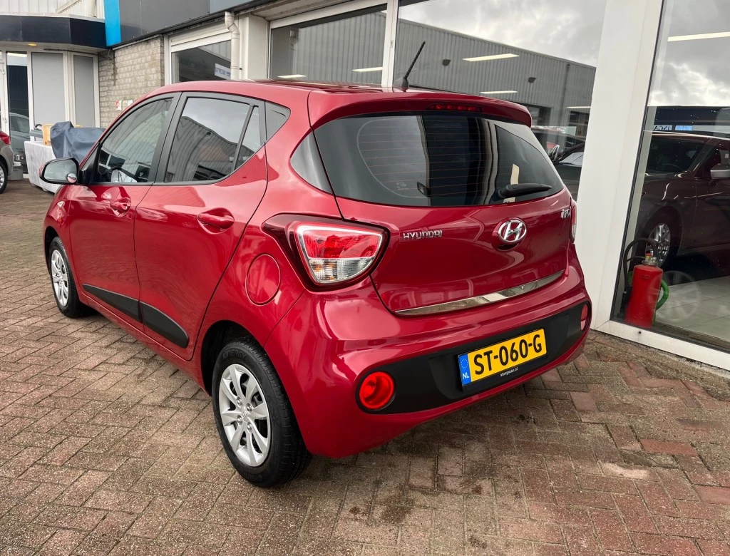 Hoofdafbeelding Hyundai i10