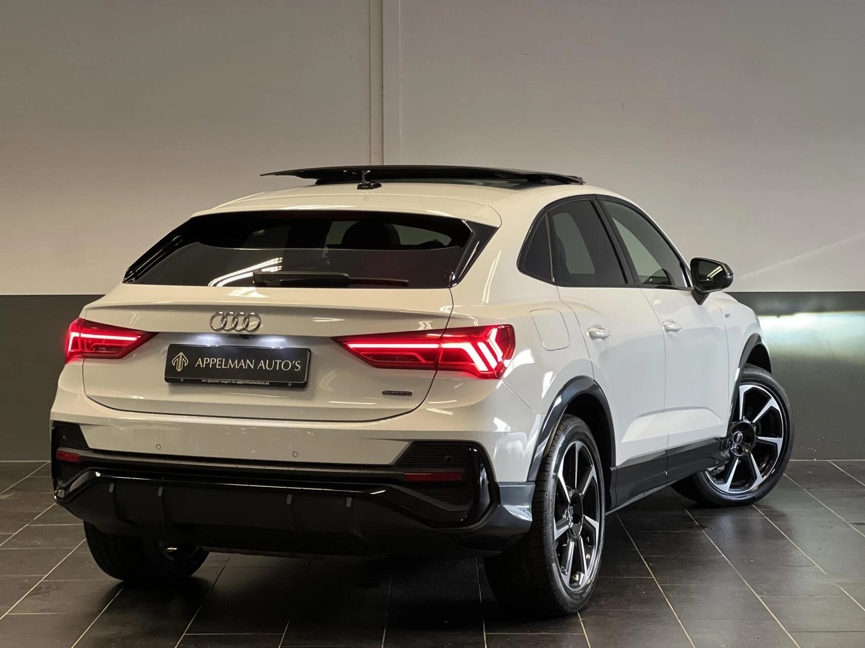 Hoofdafbeelding Audi Q3