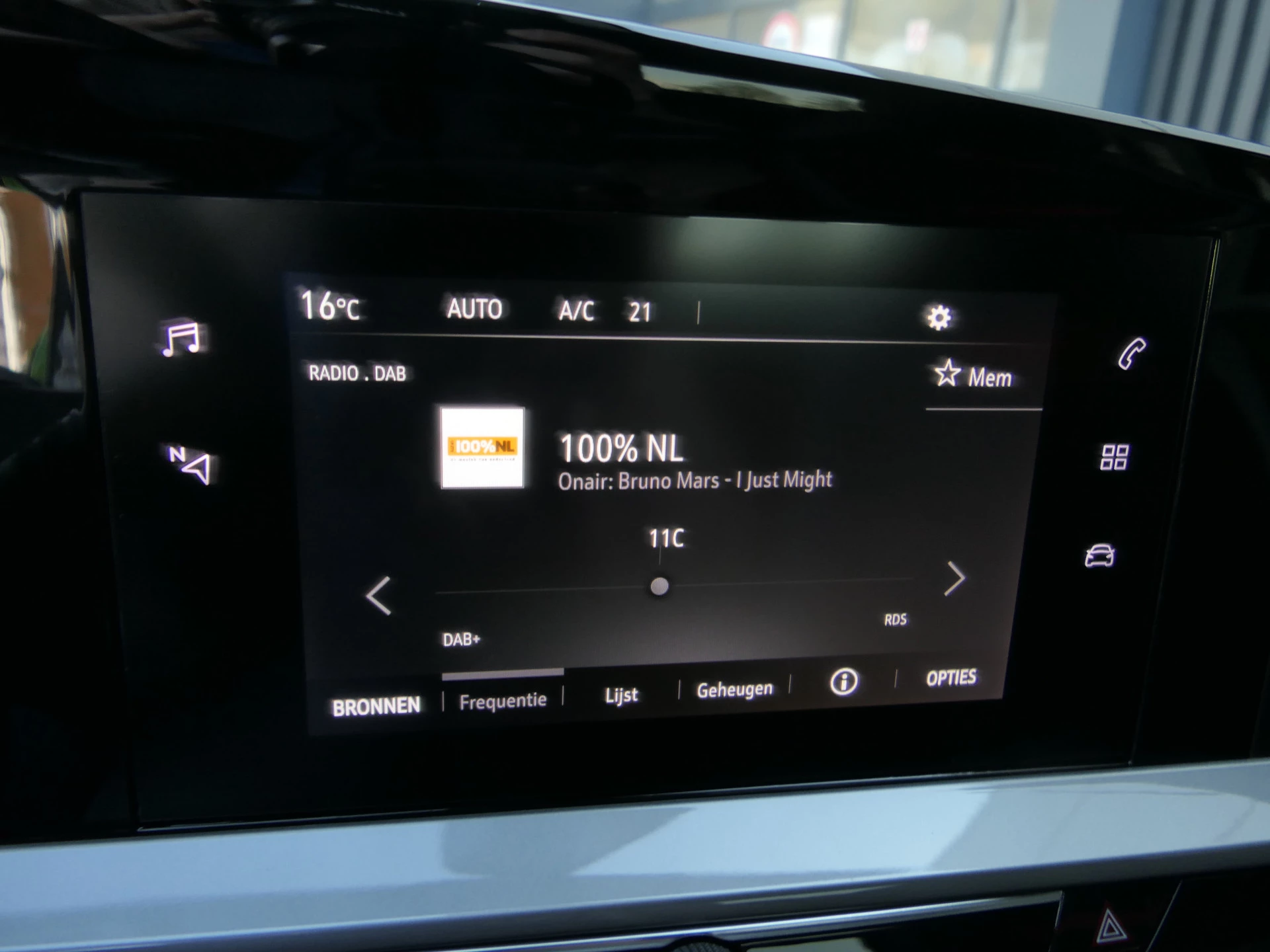 Hoofdafbeelding Opel Mokka-e