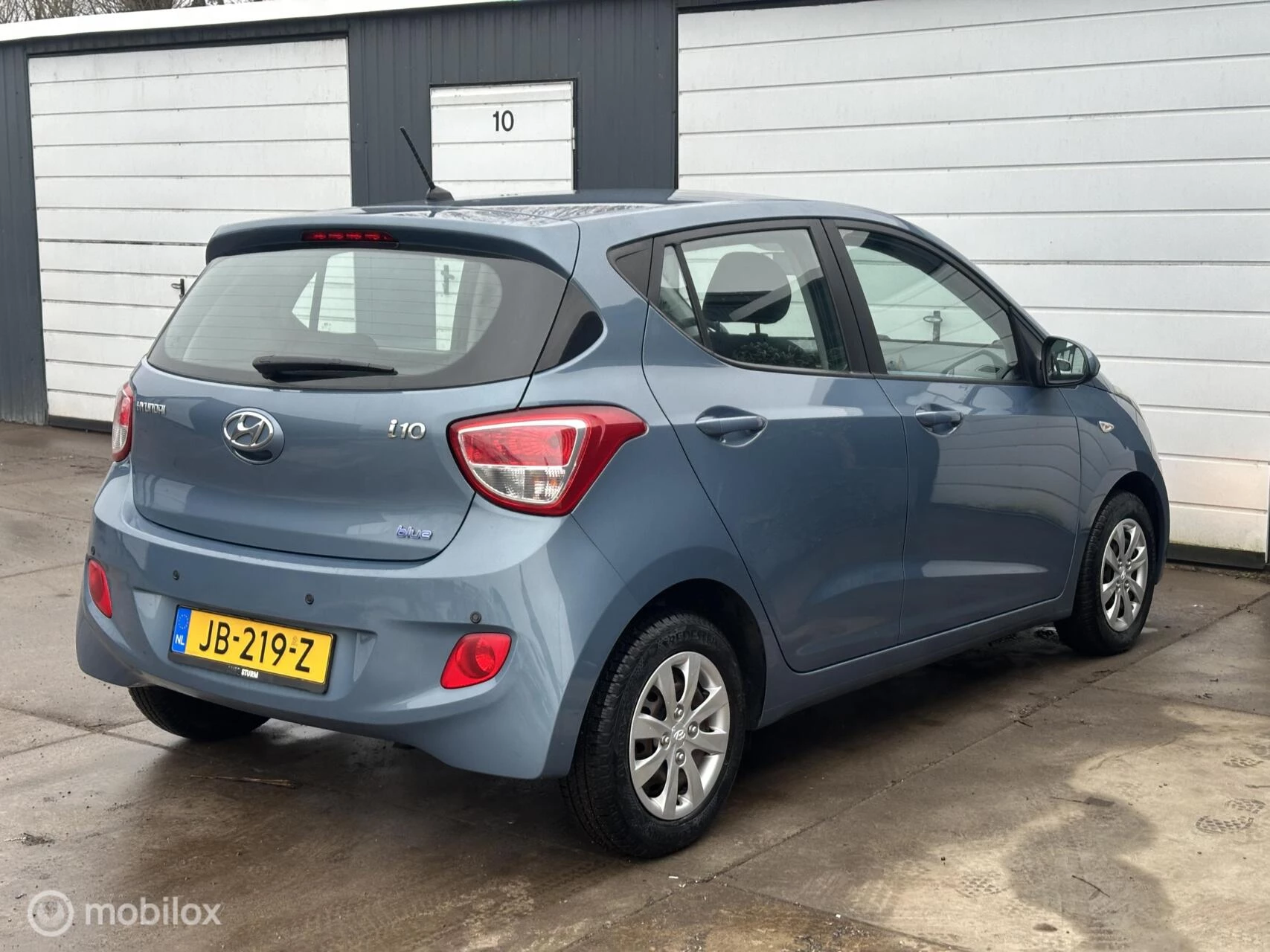 Hoofdafbeelding Hyundai i10