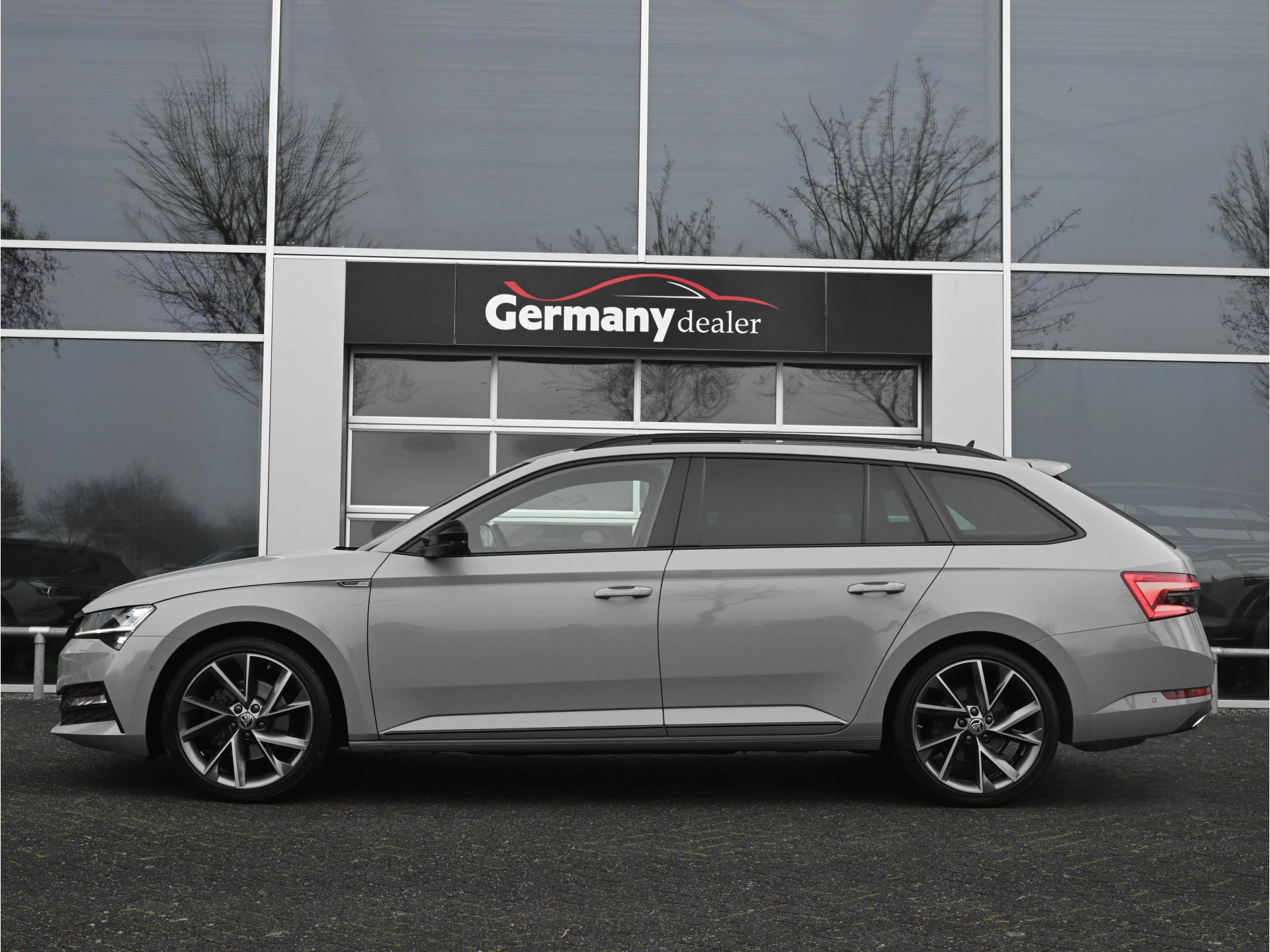 Hoofdafbeelding Škoda Superb