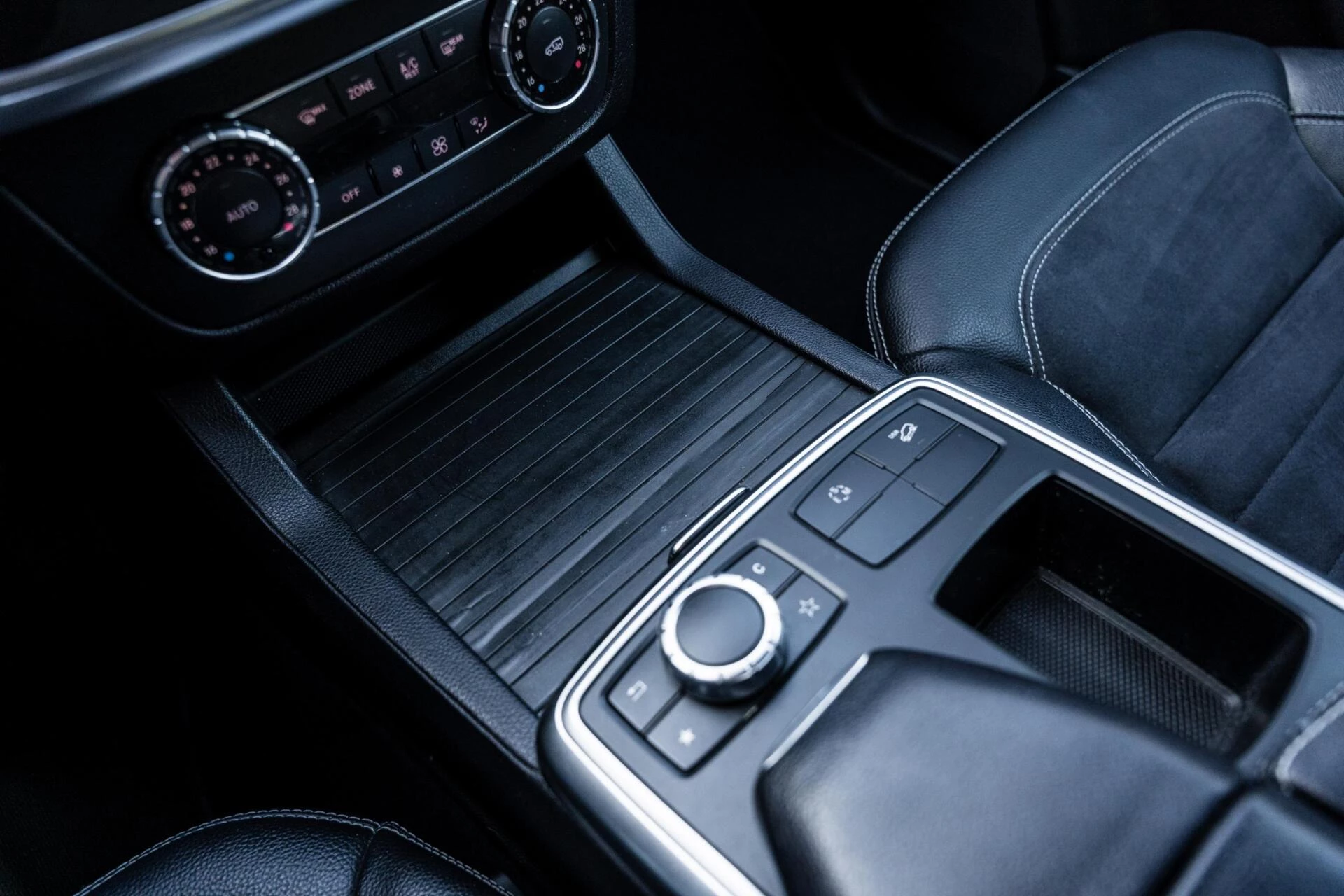 Hoofdafbeelding Mercedes-Benz M-Klasse