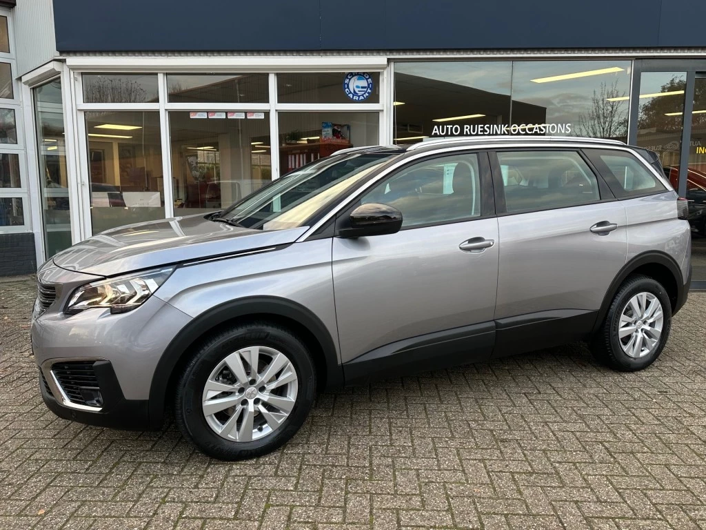 Hoofdafbeelding Peugeot 5008