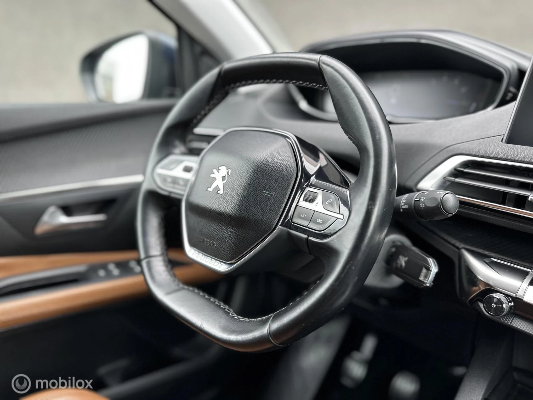 Hoofdafbeelding Peugeot 5008