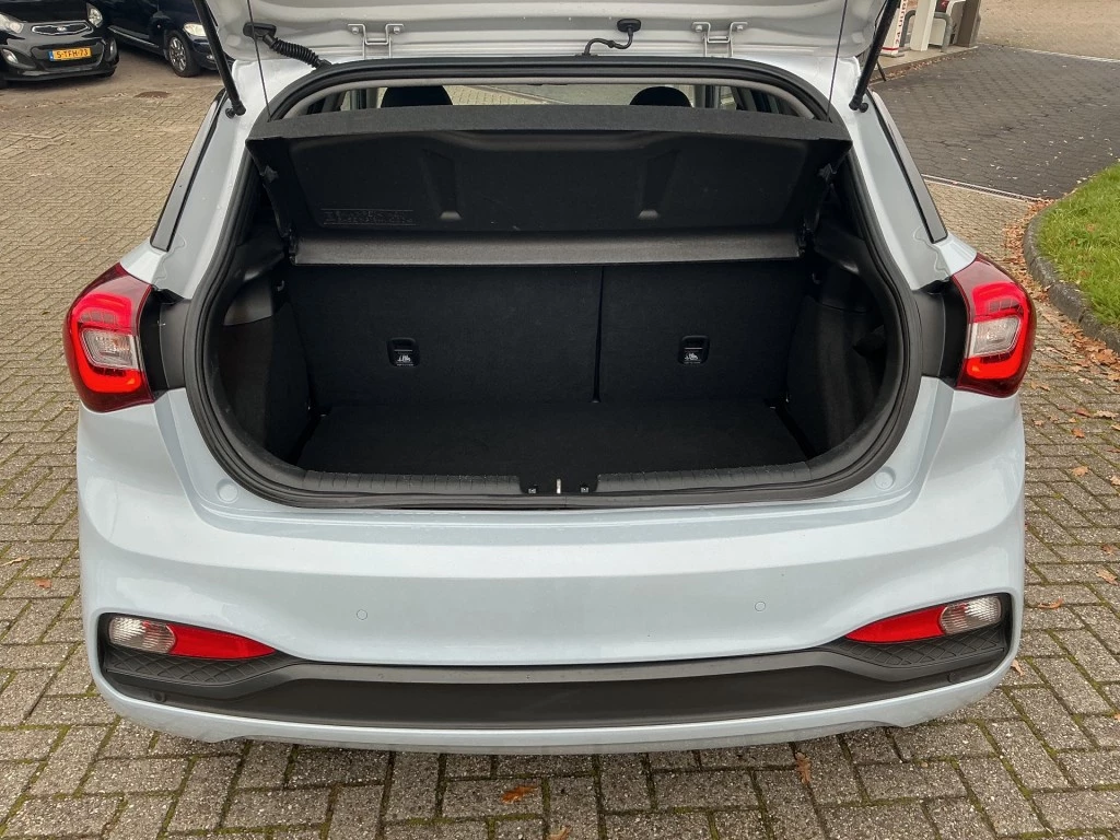 Hoofdafbeelding Hyundai i20