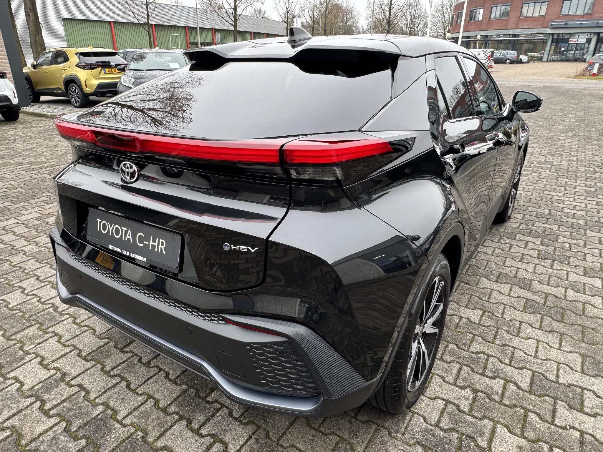 Hoofdafbeelding Toyota C-HR
