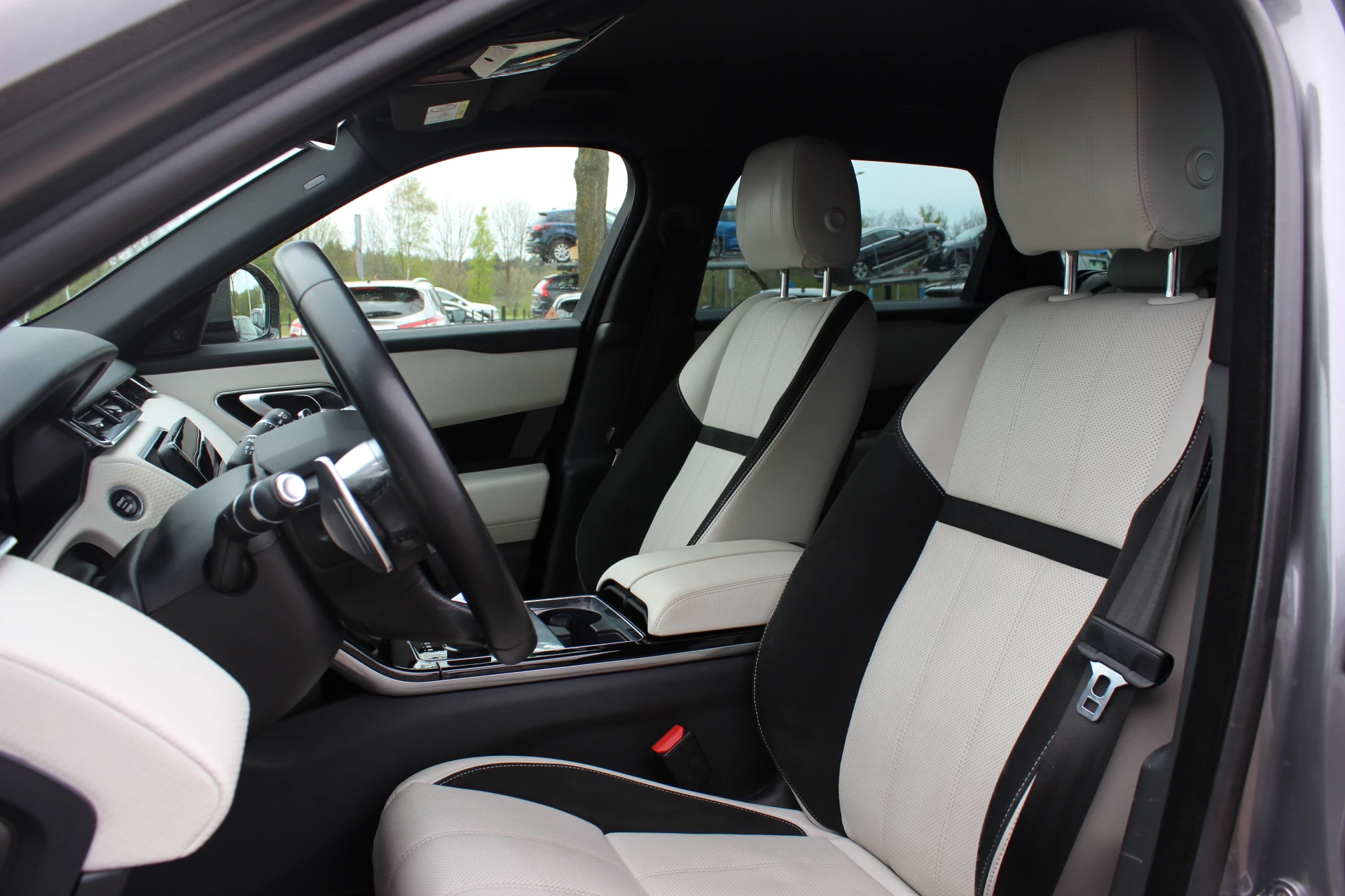 Hoofdafbeelding Land Rover Range Rover Velar