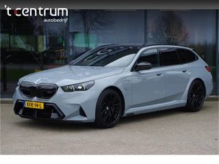 Hoofdafbeelding BMW M5 BMW M5 5-serie Touring M-Drivers Pack, Panoramadak, B&W Sound, Trekhaak, Carbon Int, Driv. Ass. Prof, Comfort Pack,