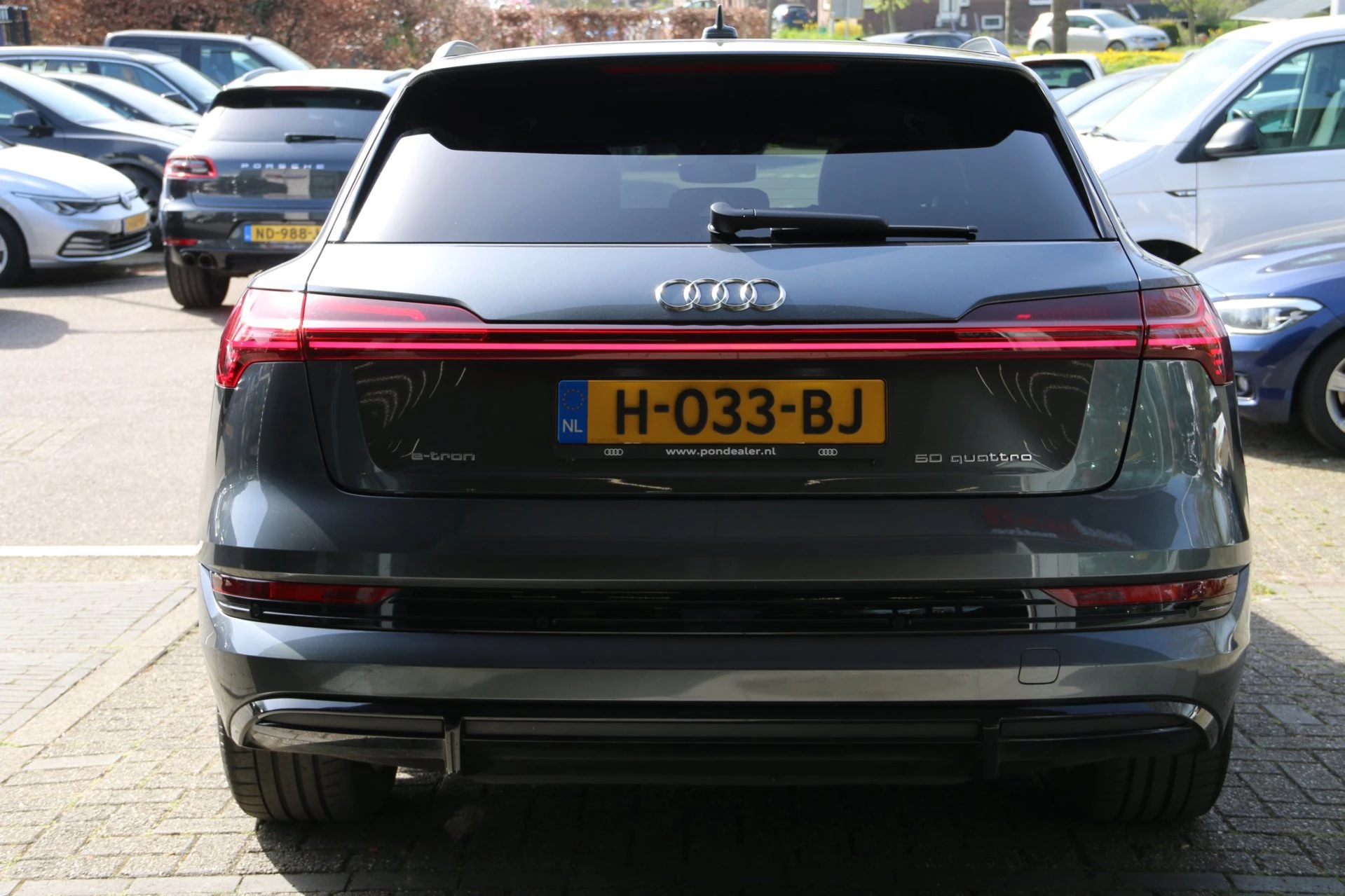 Hoofdafbeelding Audi e-tron