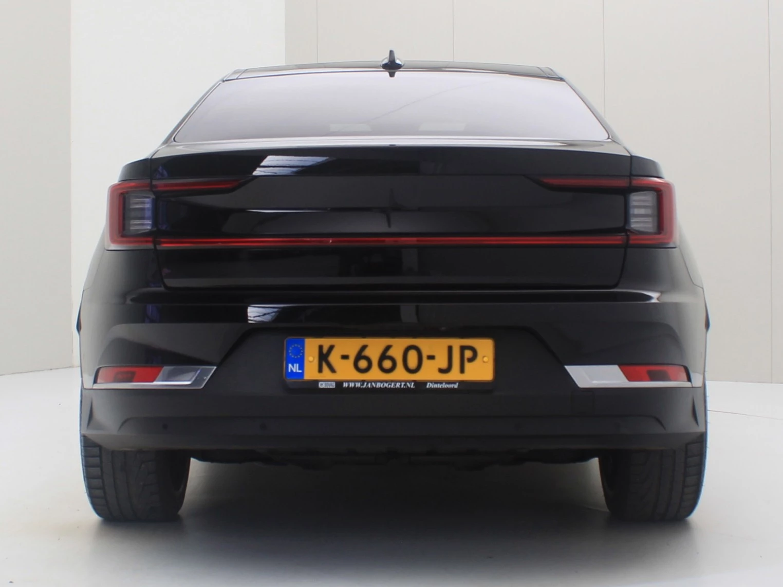 Hoofdafbeelding Polestar 2