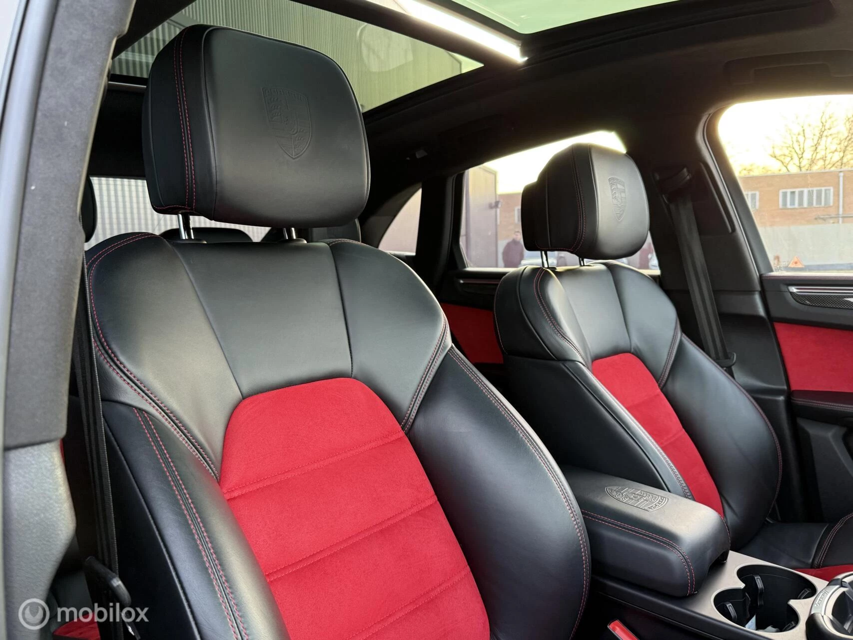 Hoofdafbeelding Porsche Macan