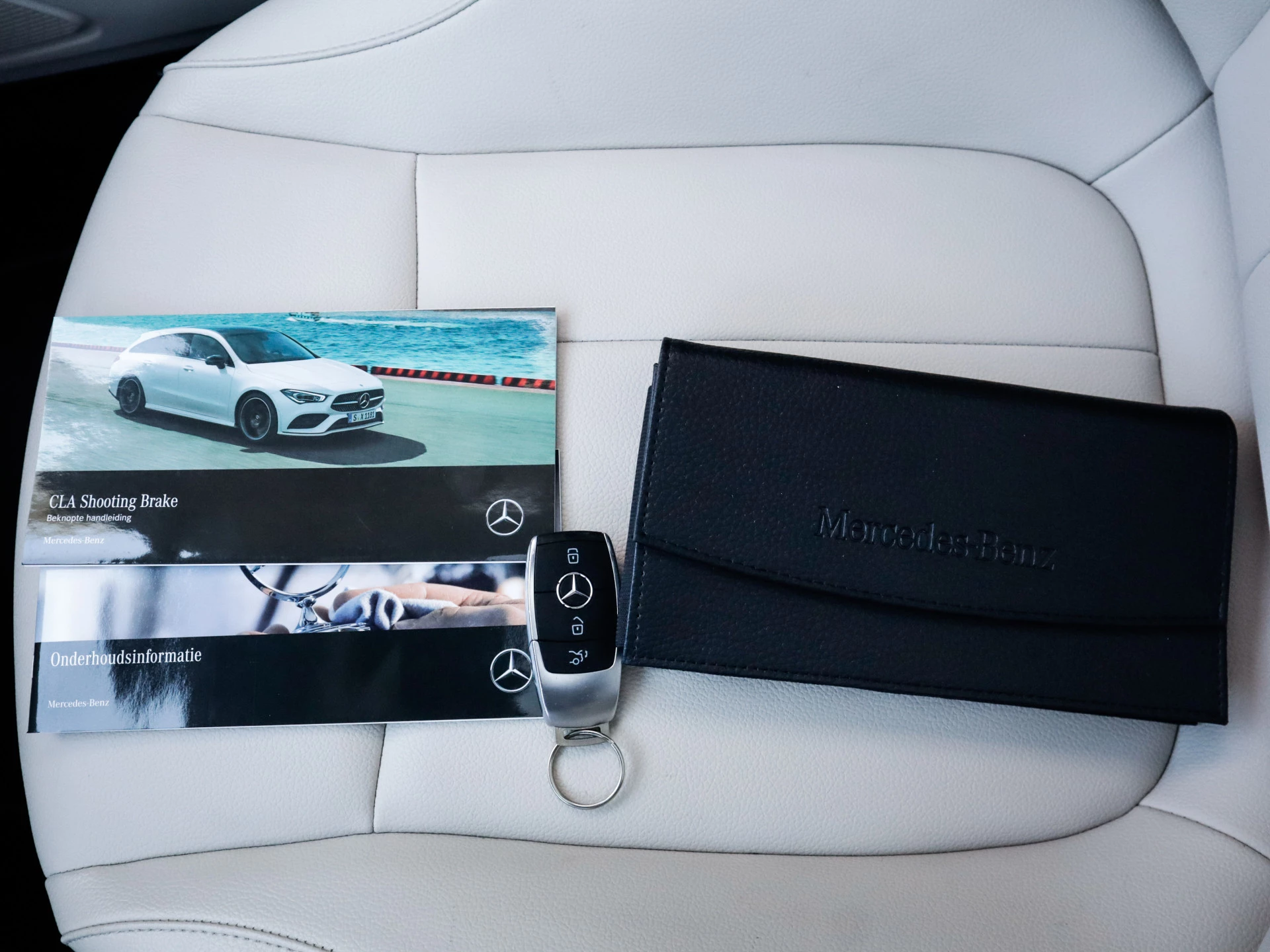 Hoofdafbeelding Mercedes-Benz CLA