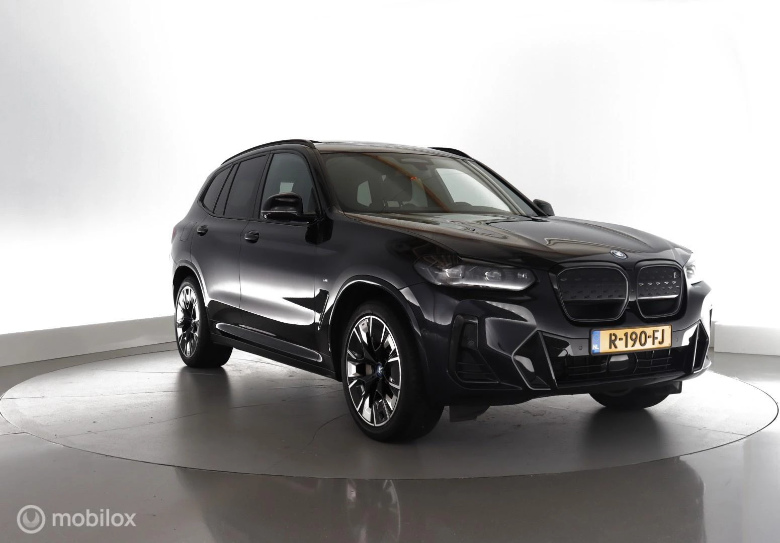 Hoofdafbeelding BMW iX3
