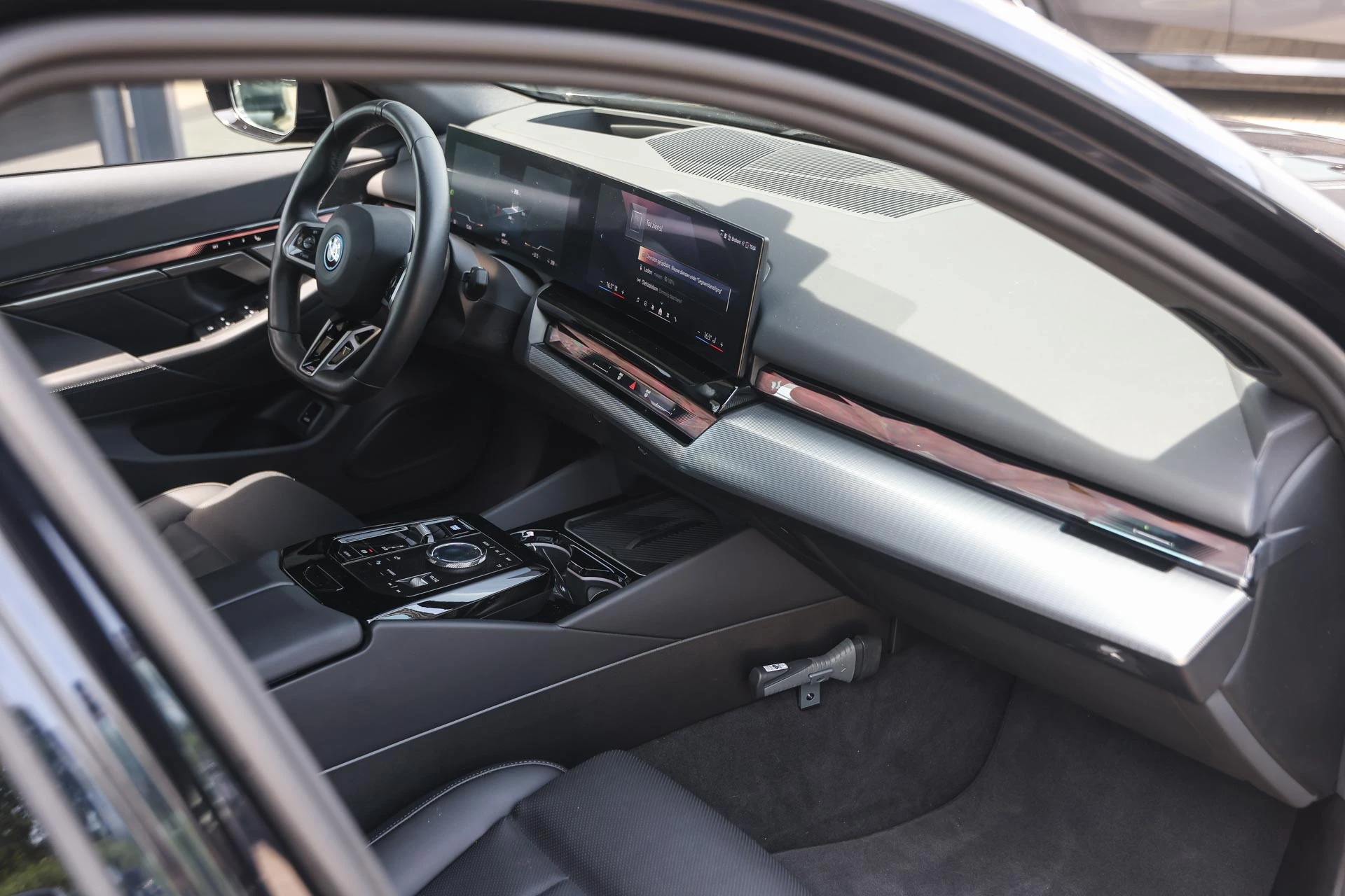 Hoofdafbeelding BMW i5