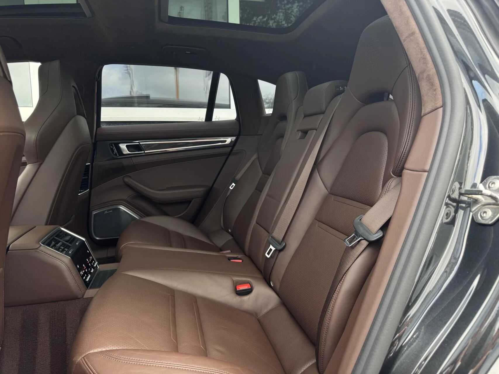 Hoofdafbeelding Porsche Panamera