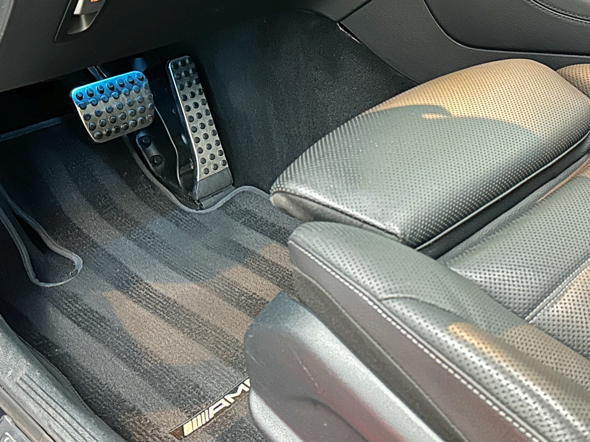 Hoofdafbeelding Mercedes-Benz EQC